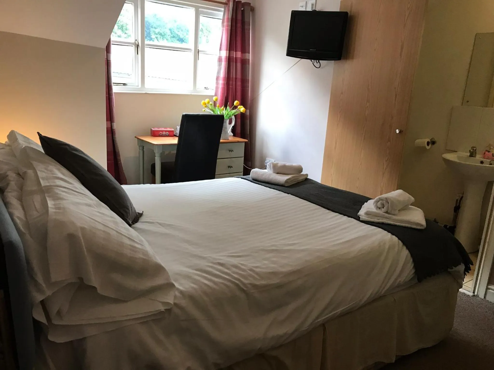 Bedroom in The Newbridge Hotel