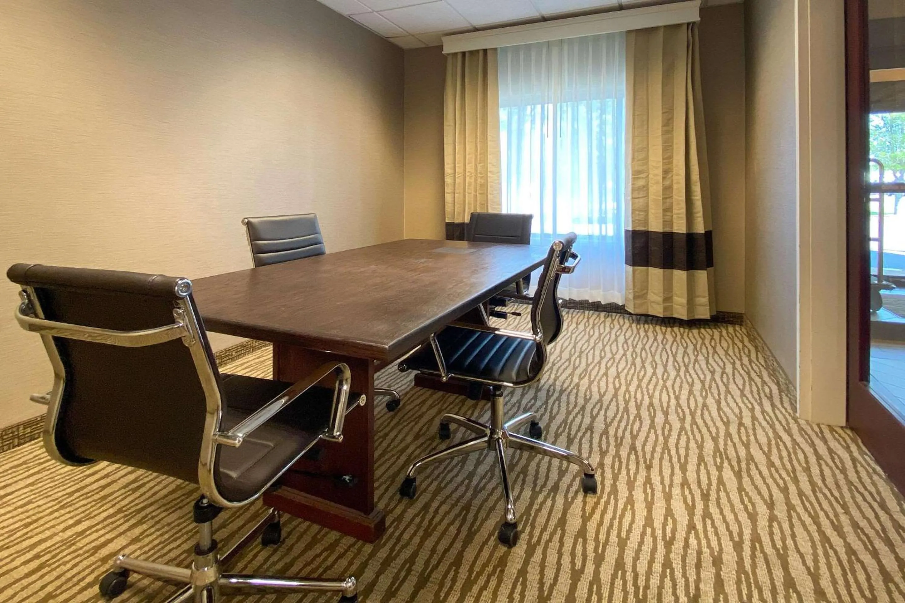 On site in Comfort Inn East Windsor - Springfield