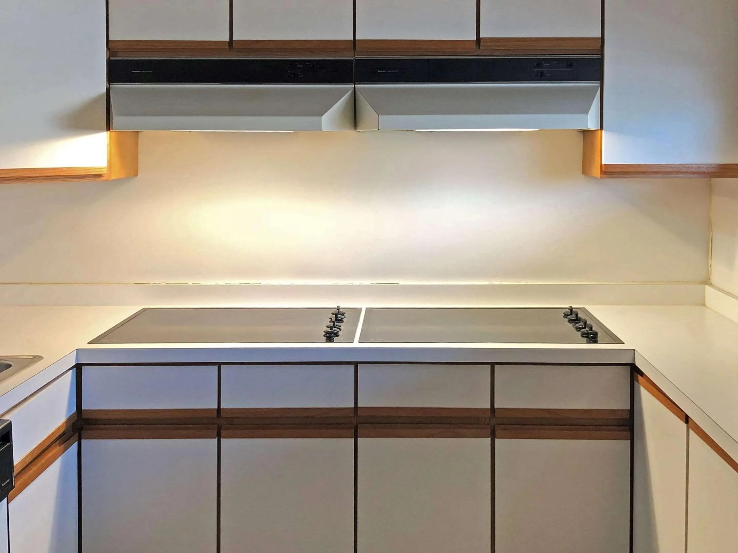 Photo of the whole room, Kitchen/Kitchenette in Quality Inn & Suites Skyways