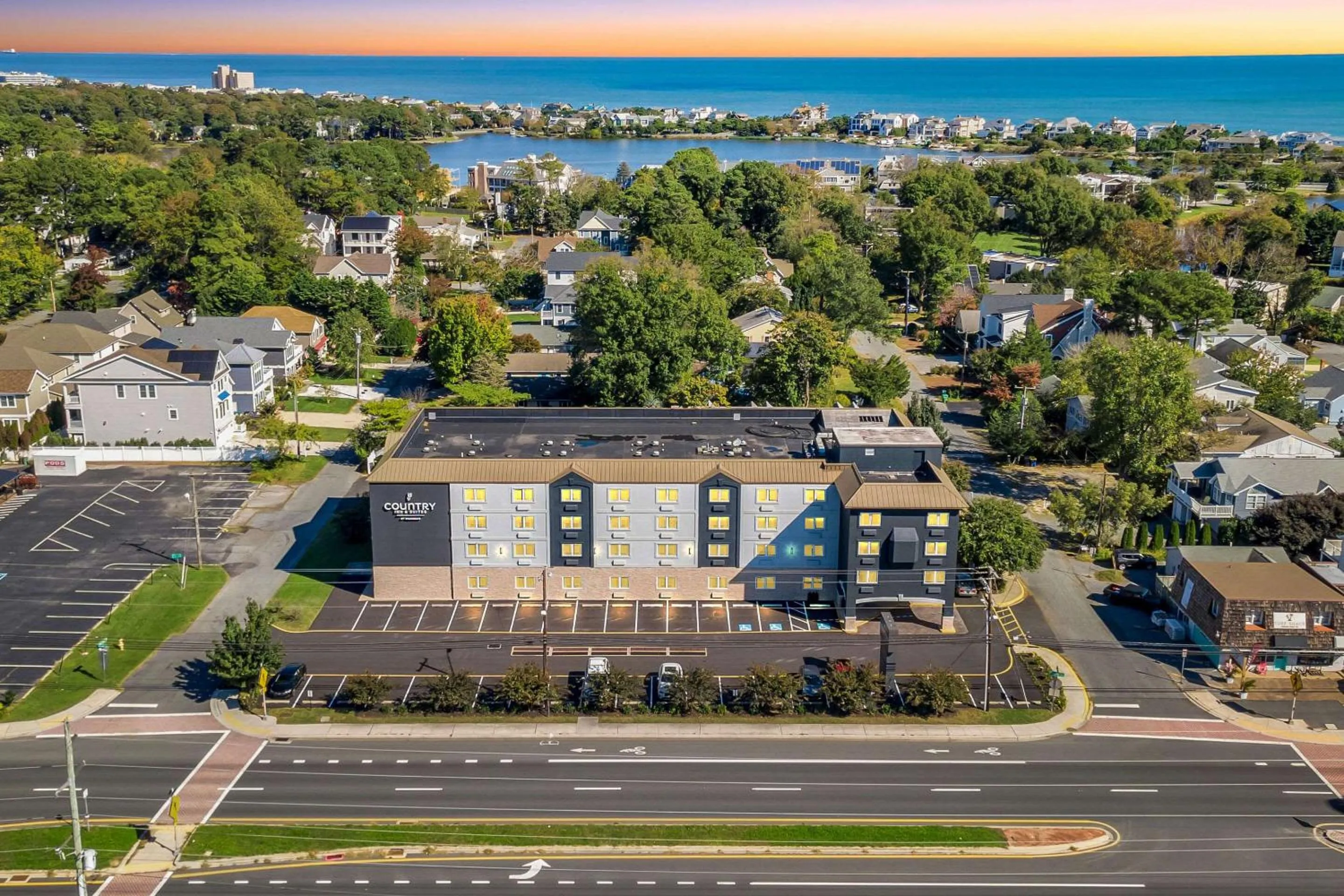 Property building in Country Inn & Suites by Radisson Rehoboth Beach - Dewey