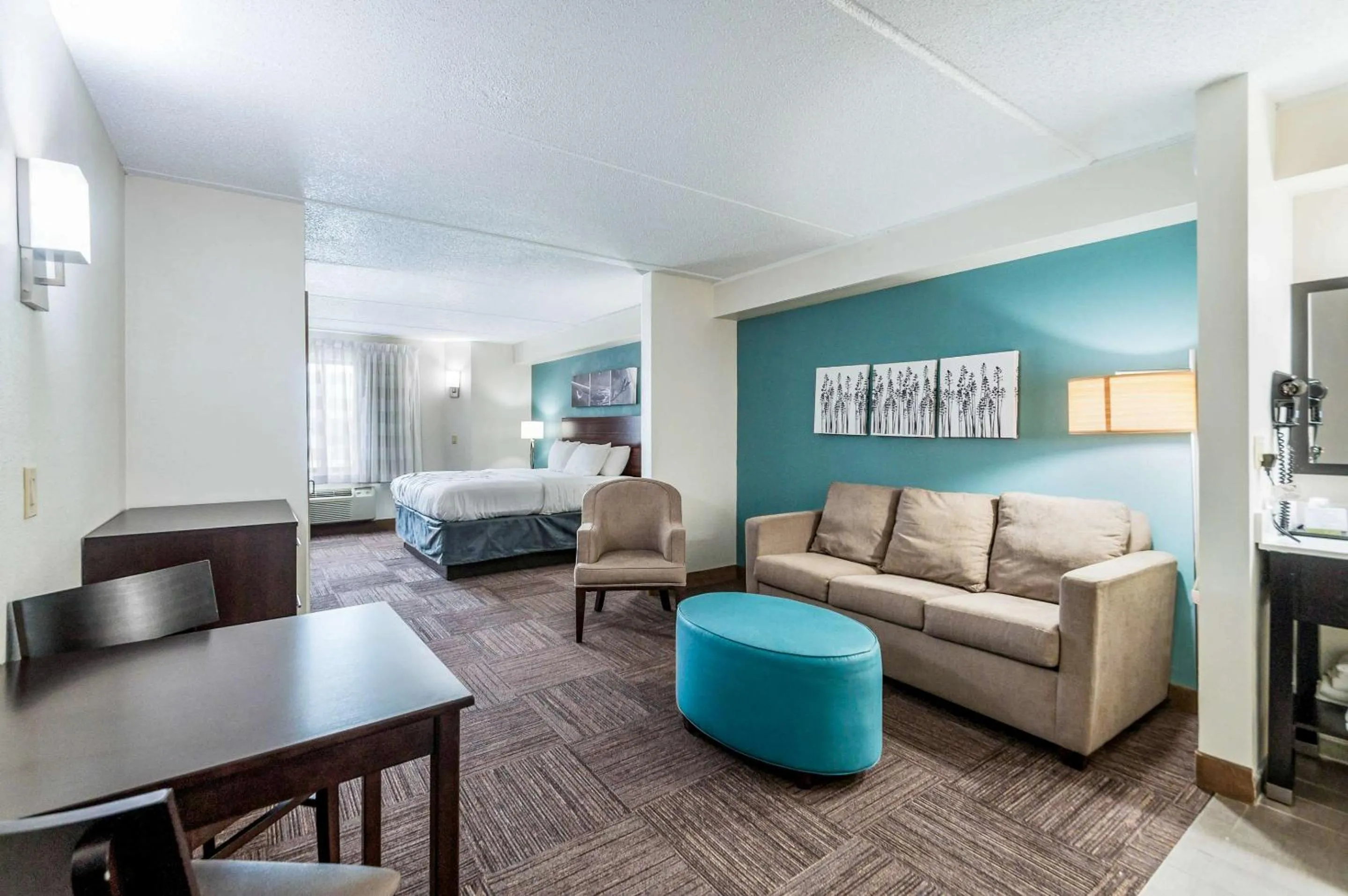 Bedroom, Bed in Sleep Inn & Suites Rehoboth Beach