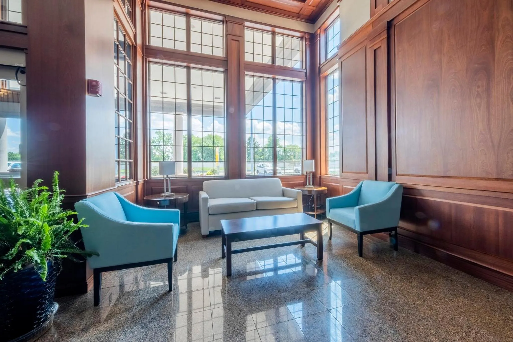 Lobby or reception in Red Roof Inn & Suites Wilmington – New Castle