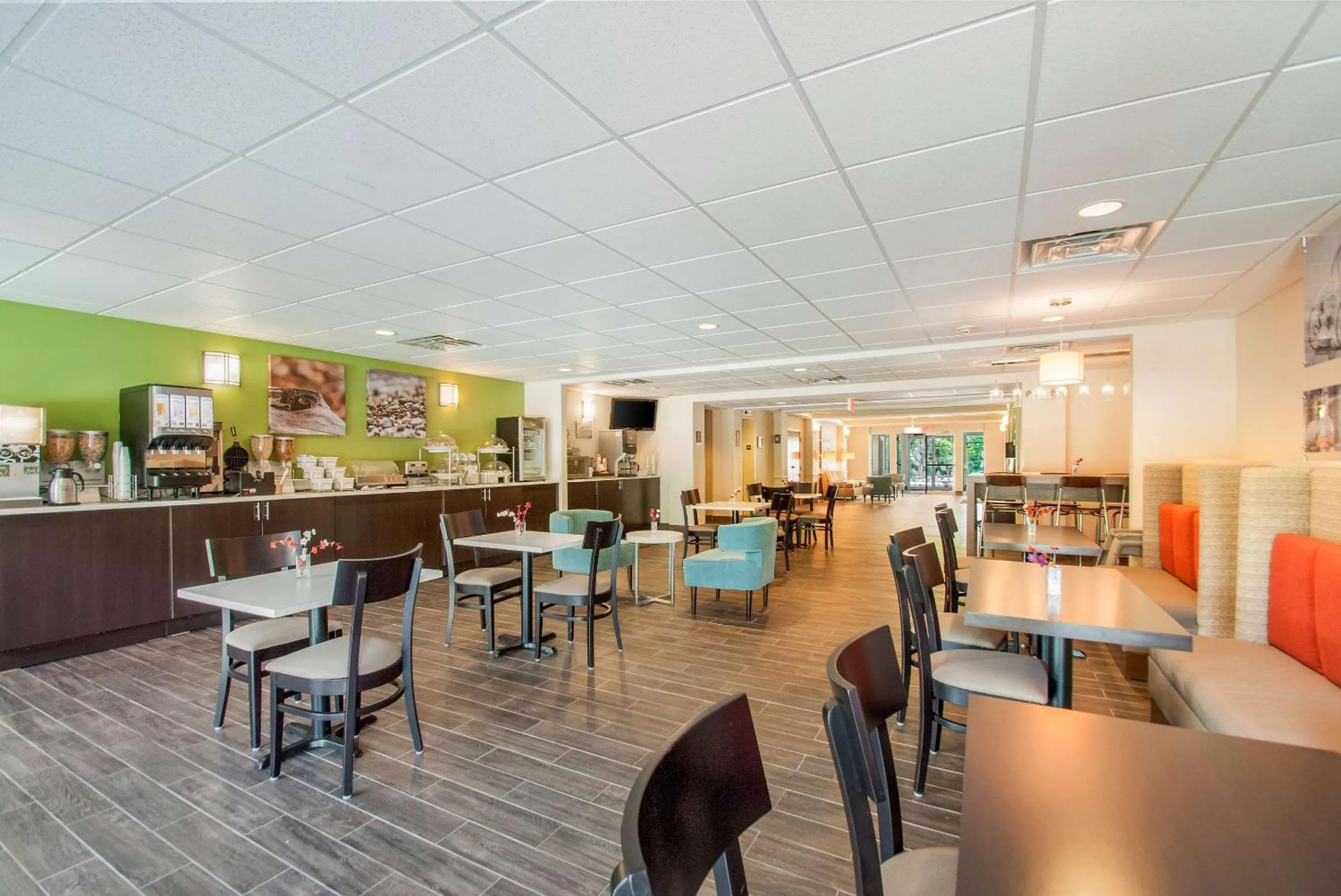 Breakfast in Sleep Inn & Suites Dover University Area