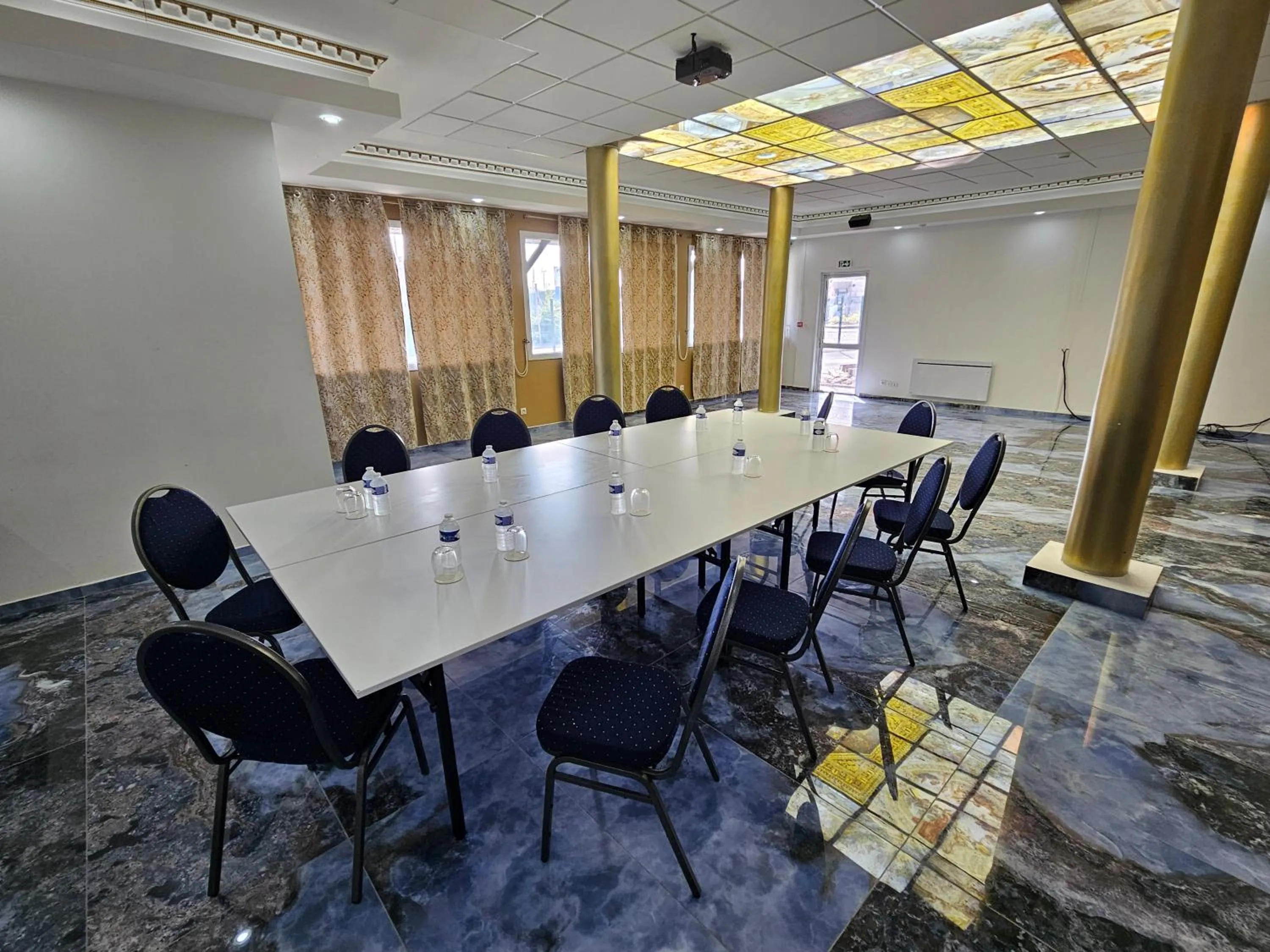 Meeting/conference room in Cap Hôtel