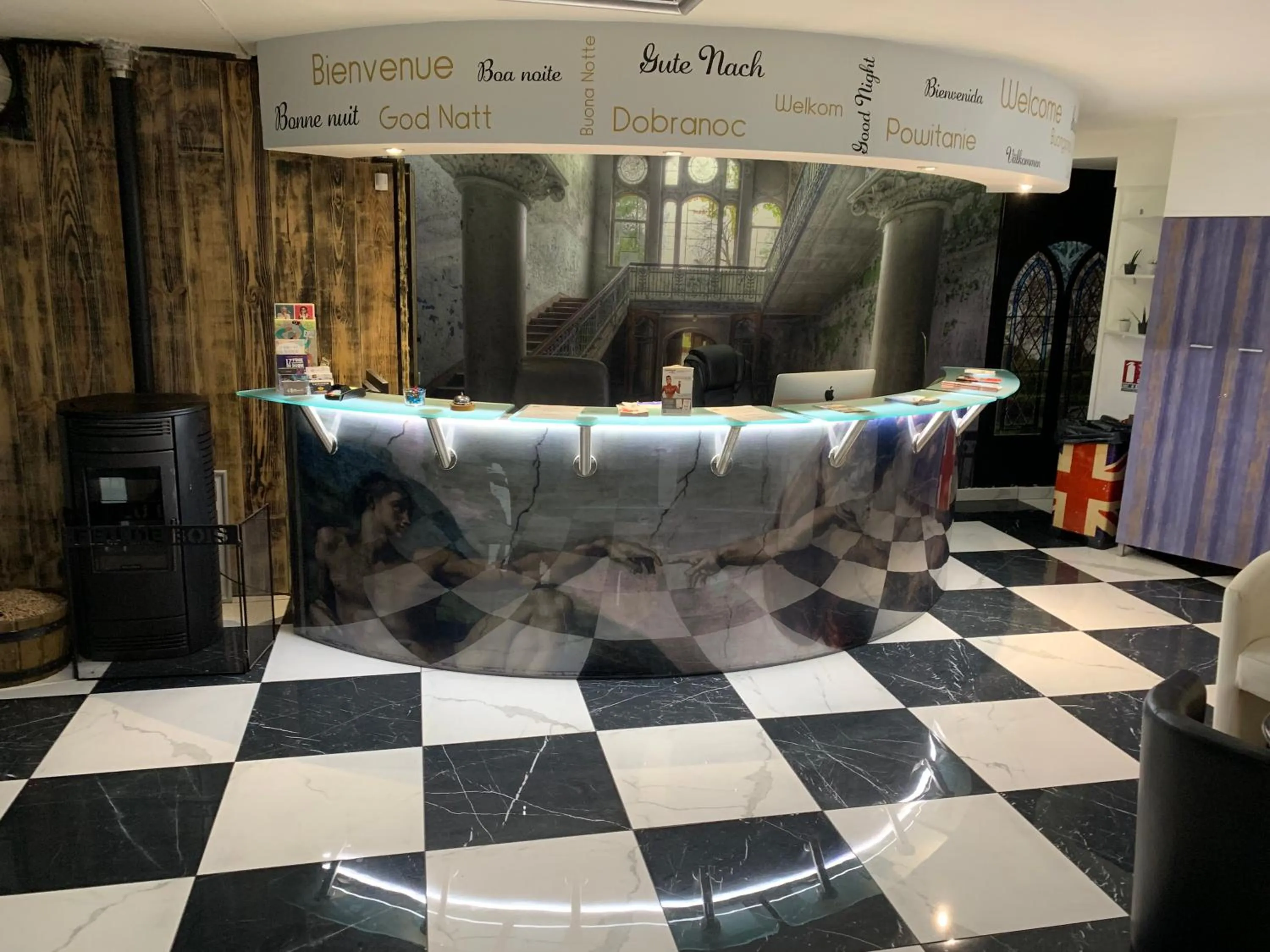 Lobby or reception in Cap Hôtel