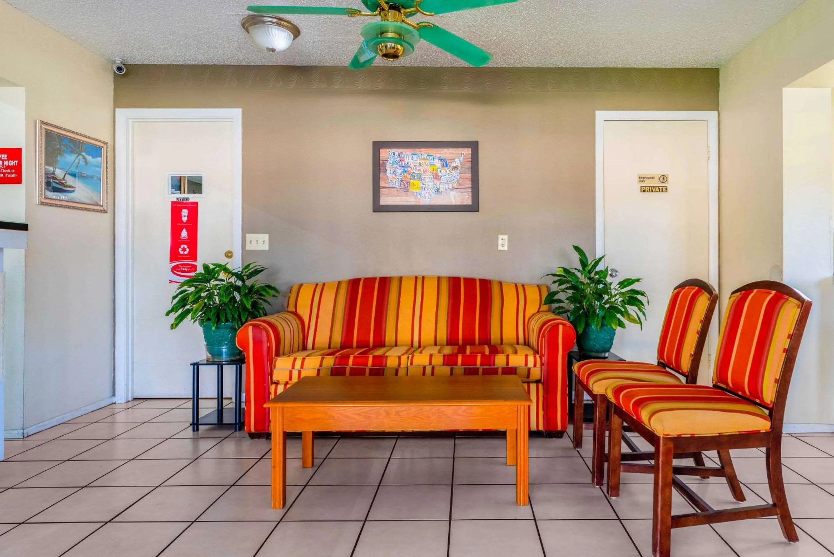 Lobby or reception in Econo Lodge Crystal River