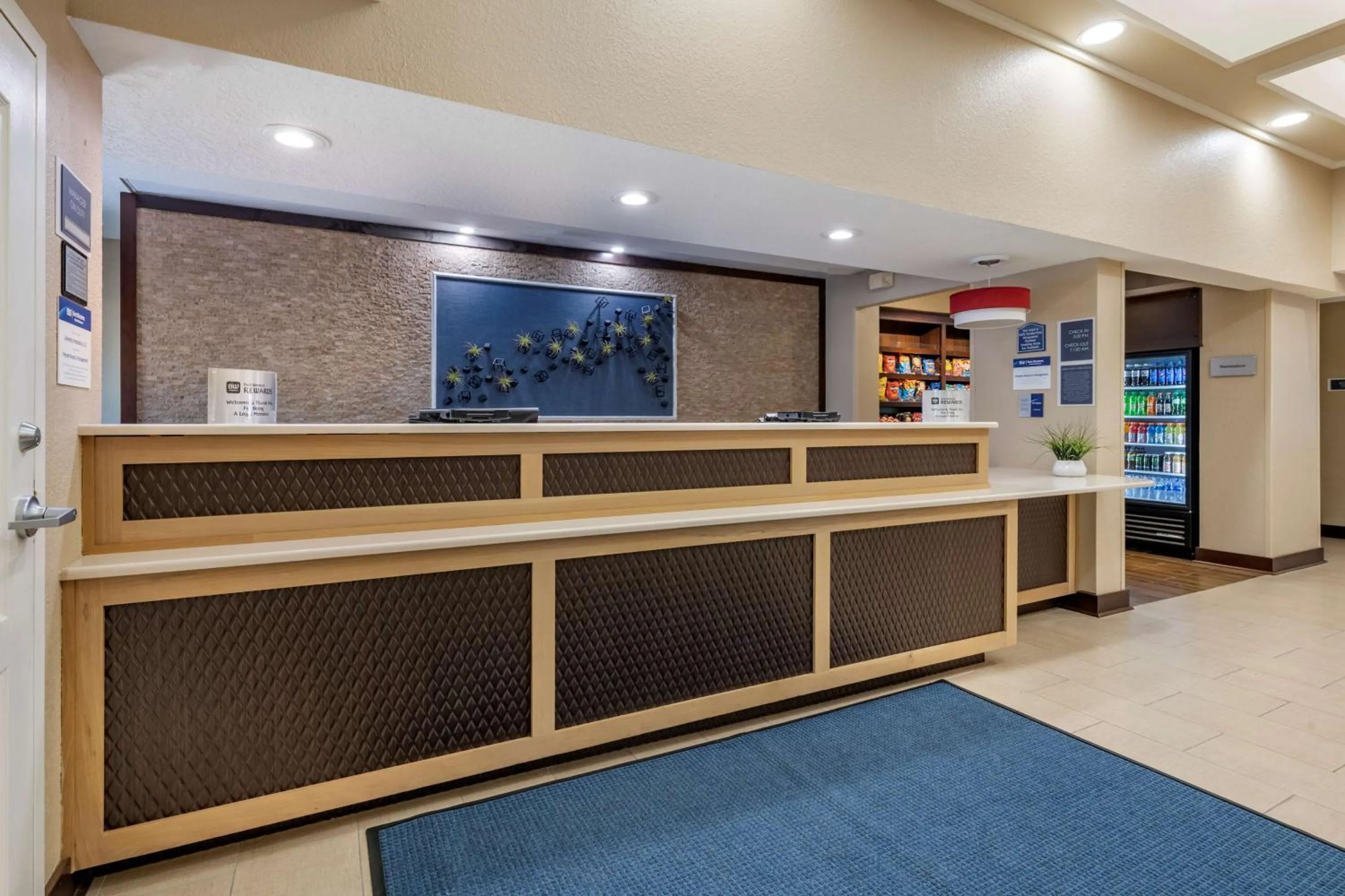 Lobby or reception in Best Western Plus Orlando East - UCF Area