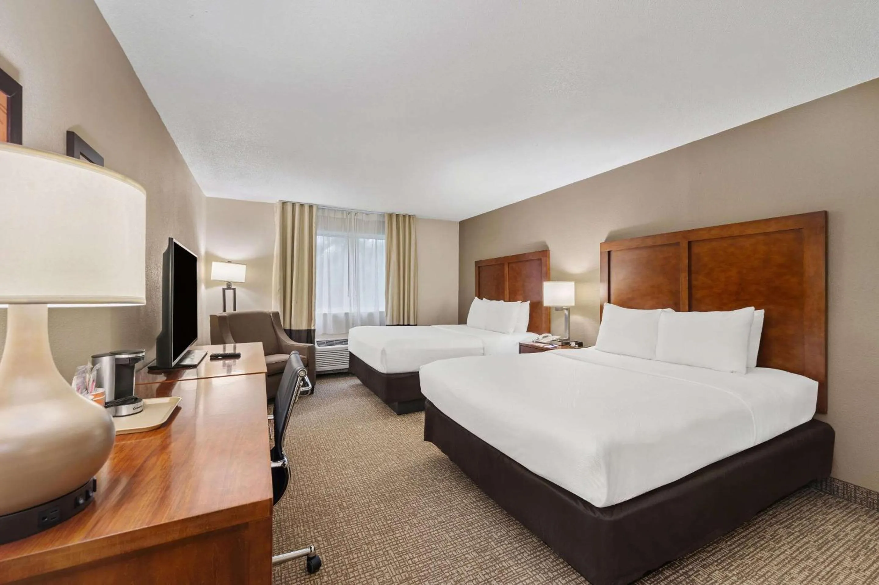 Bedroom, Bed in Comfort Inn Fort Myers Northeast