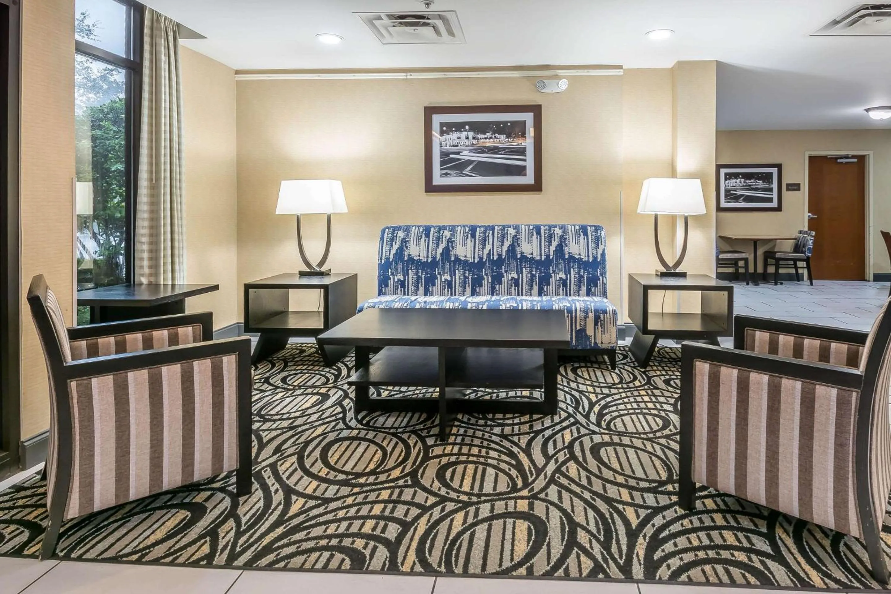 Lobby or reception in Comfort Inn University