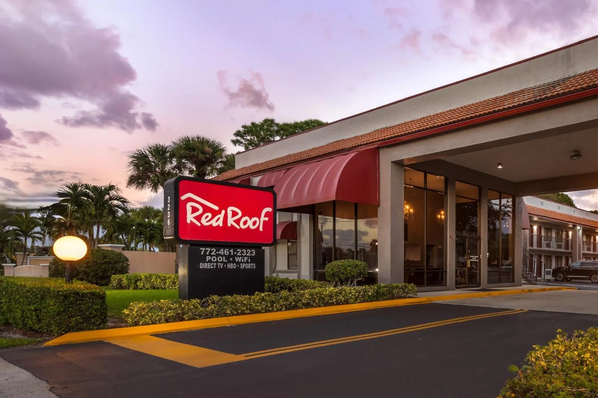 Property building in Red Roof Inn Ft Pierce