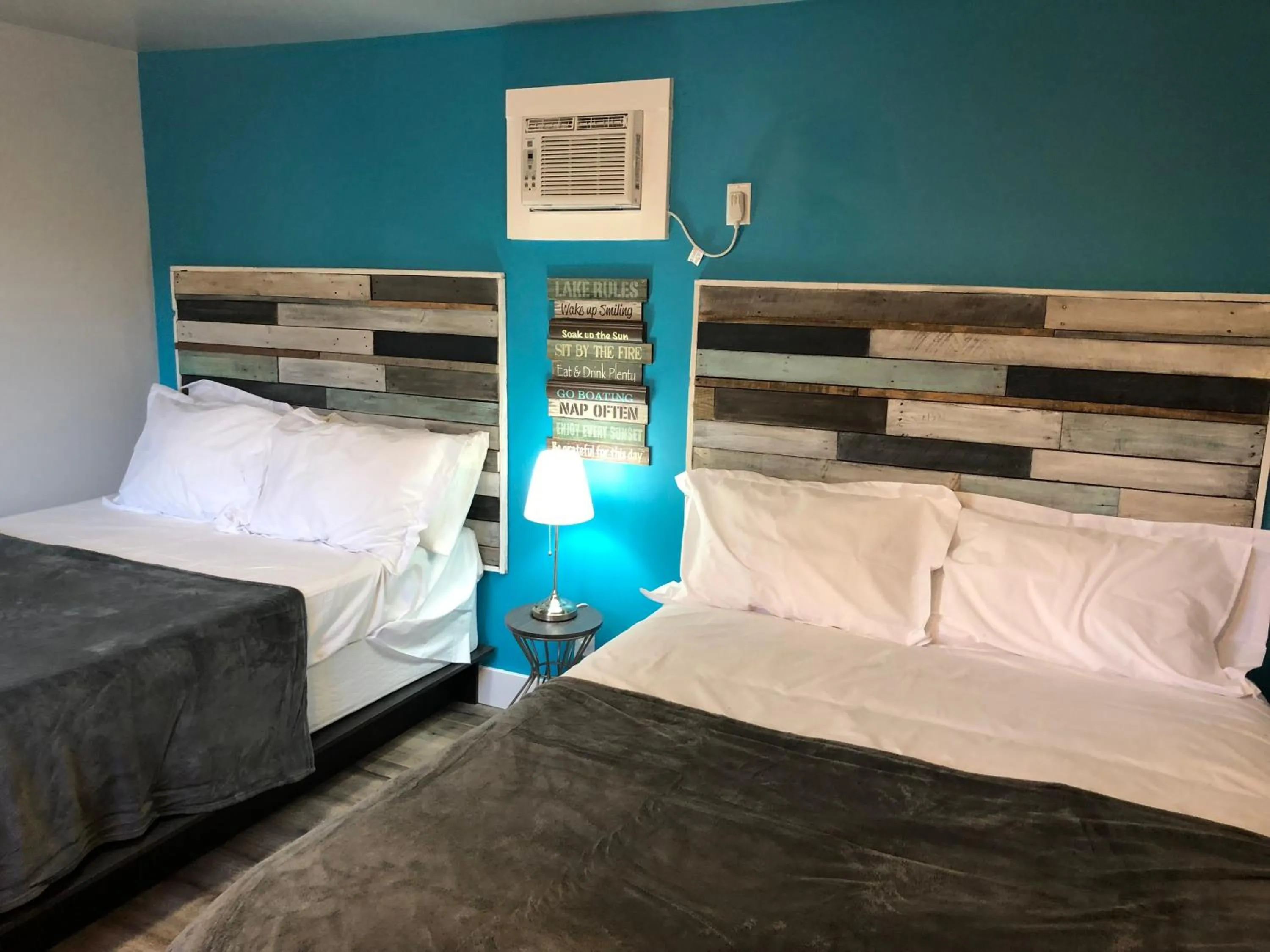 Bed in Alexander's Landing