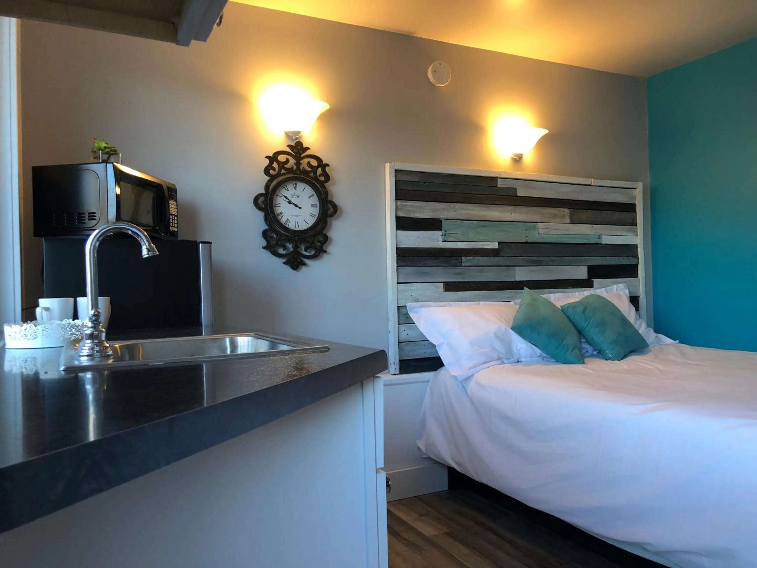 Bed in Alexander's Landing