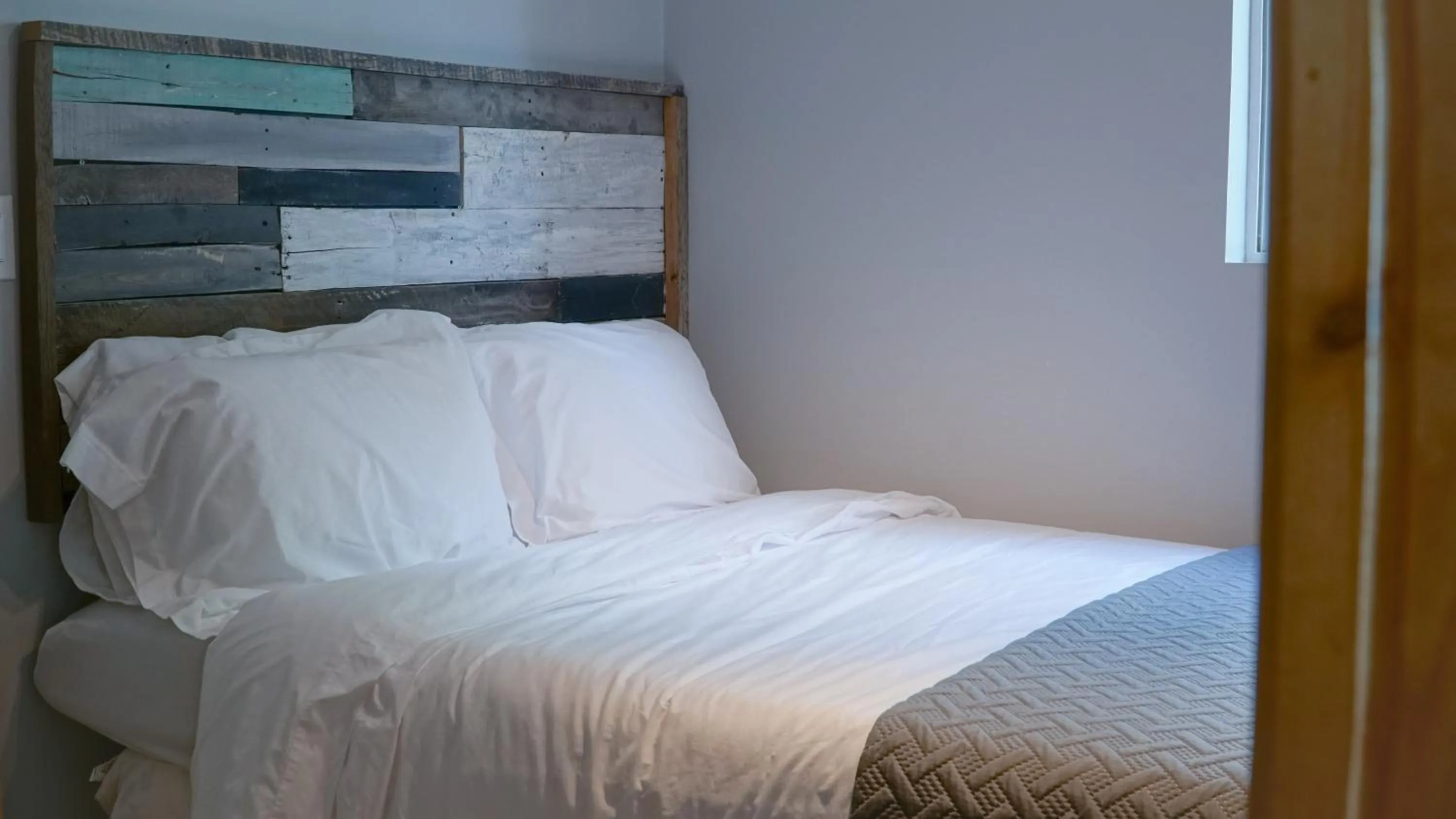 Bed in Alexander's Landing