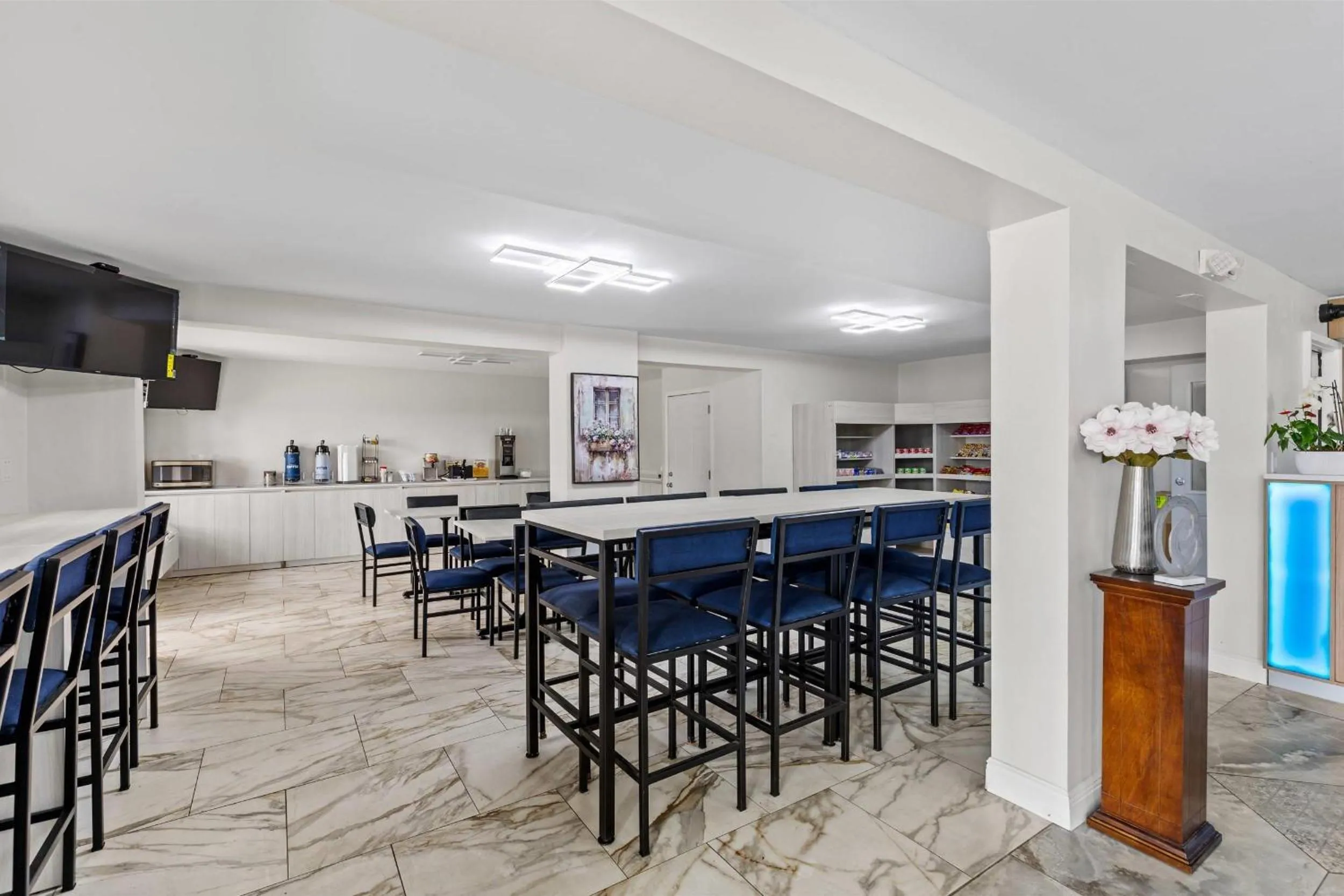 Breakfast in Alachua Inn