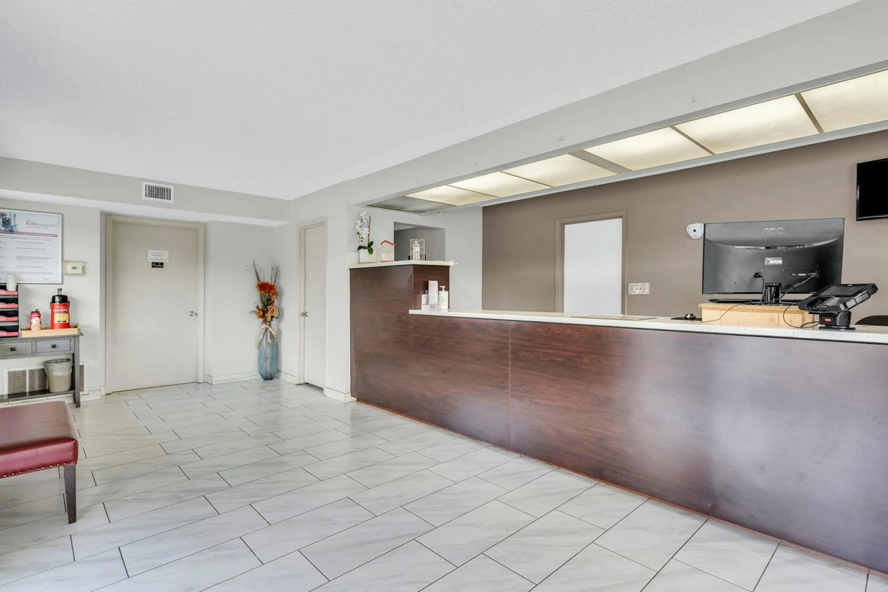 Lobby or reception in Red Roof Inn MacClenny