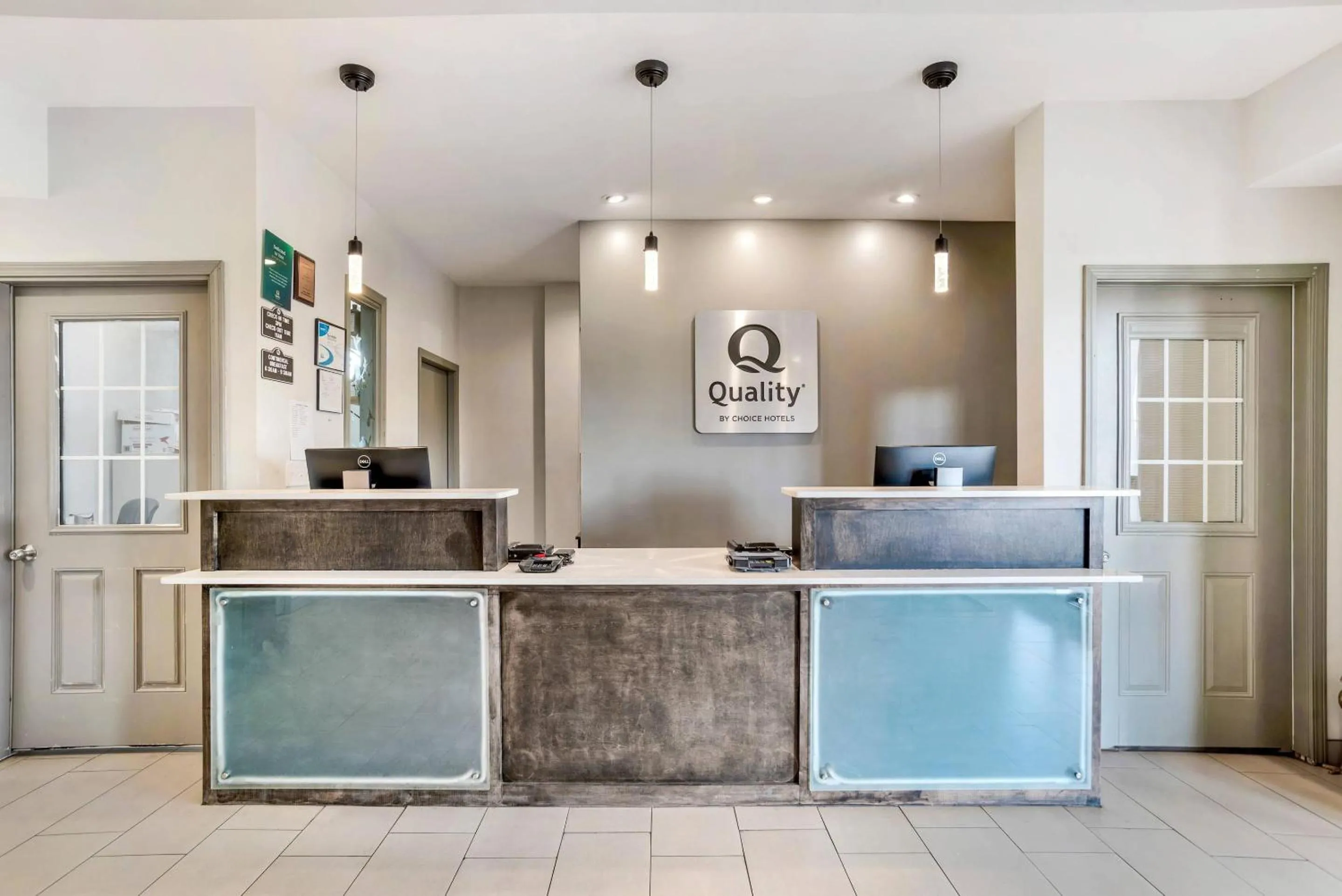 Lobby or reception in Quality Inn Panama City North