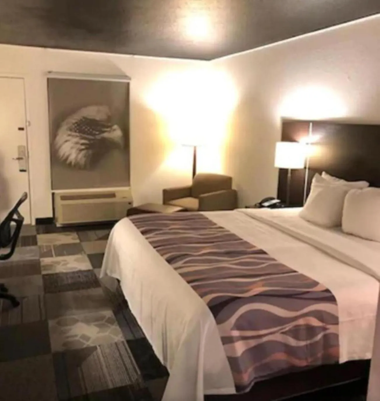 King Room - Non-Smoking in Days Inn by Wyndham Eglin AFB