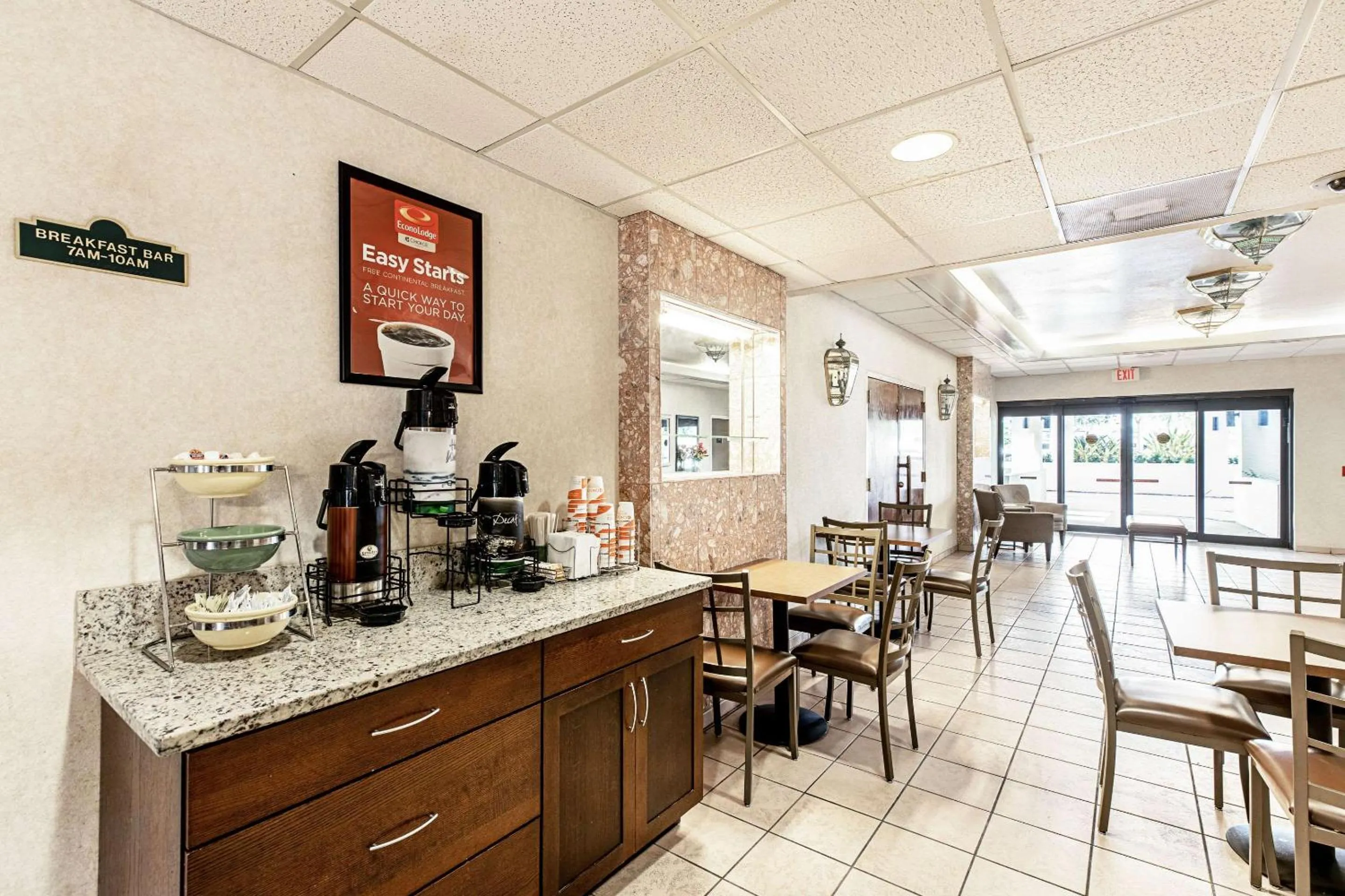 Restaurant/places to eat in Econo Lodge Vero Beach - Downtown