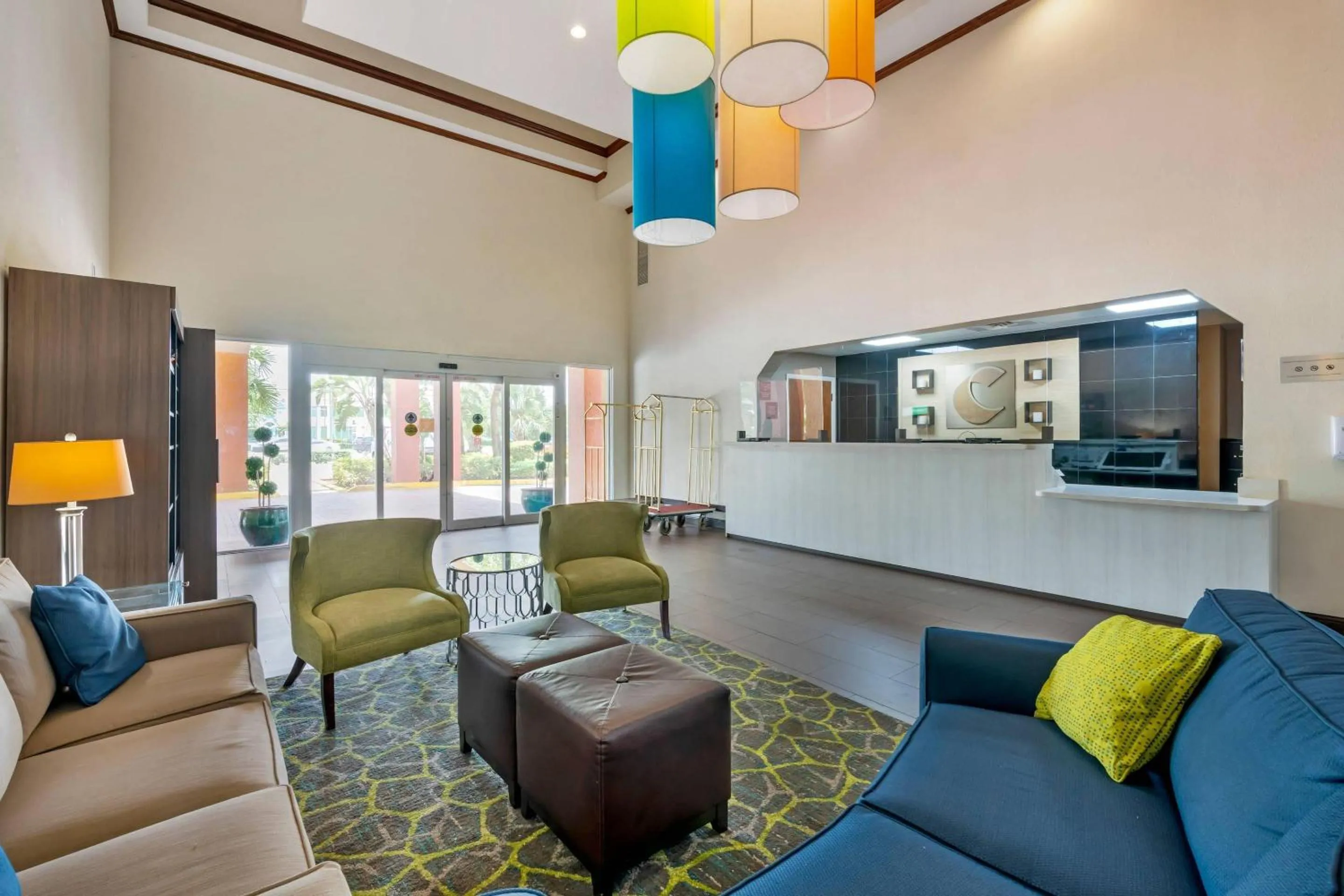 Lobby or reception in Comfort Inn & Suites Fort Lauderdale West Turnpike