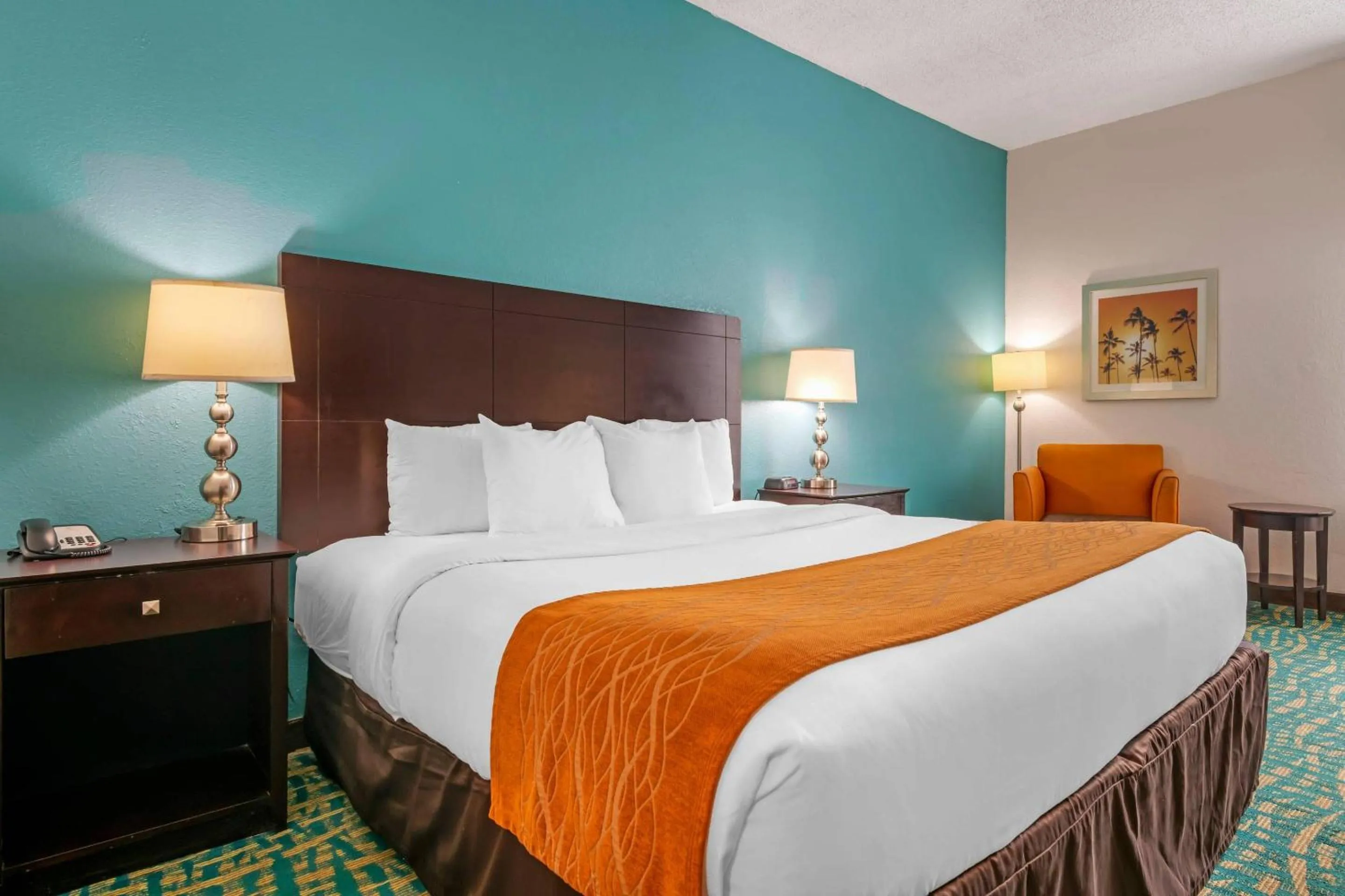 Bedroom, Bed in Comfort Inn & Suites Fort Lauderdale West Turnpike