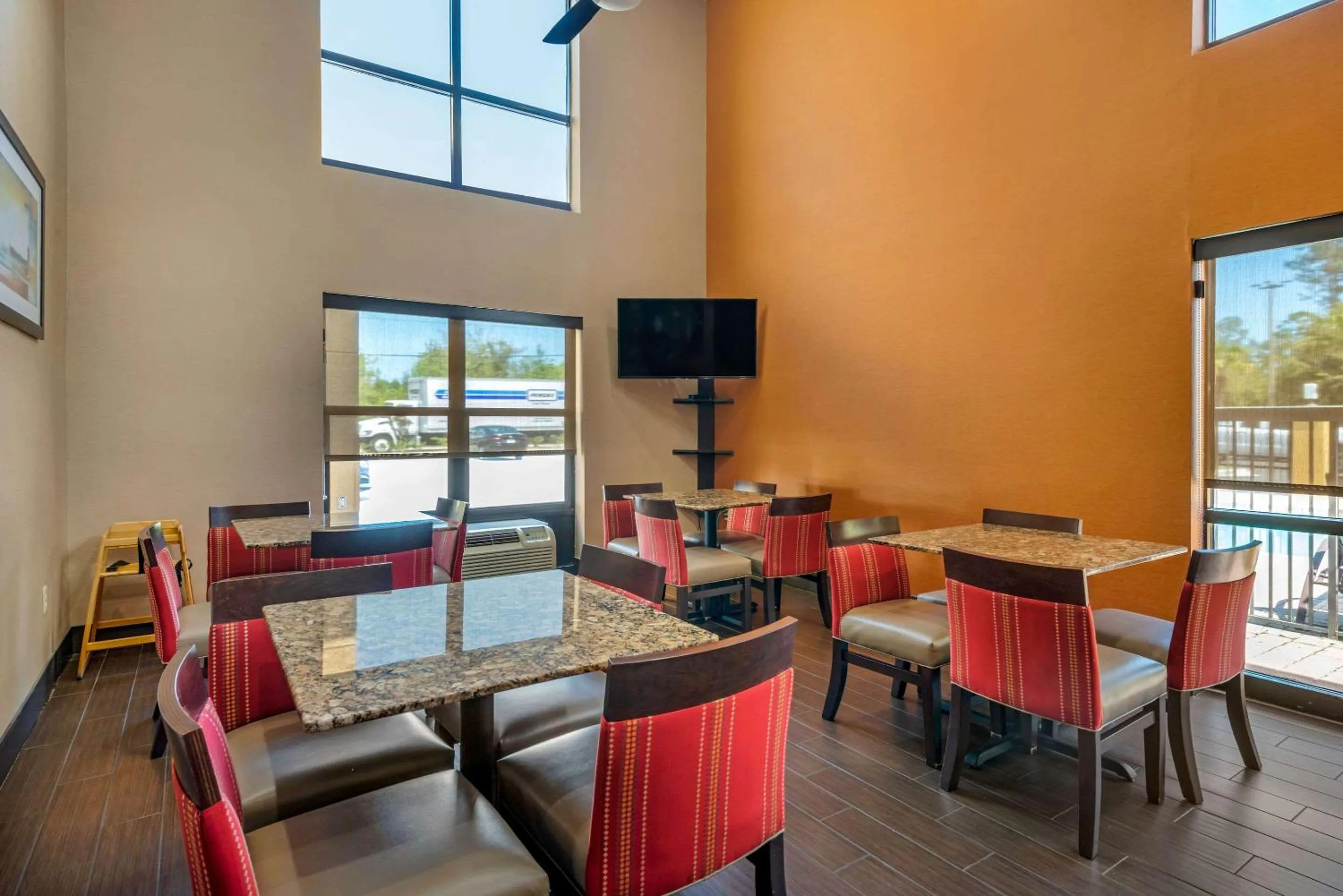 Restaurant/places to eat in Comfort Inn Yulee - Fernandina Beach