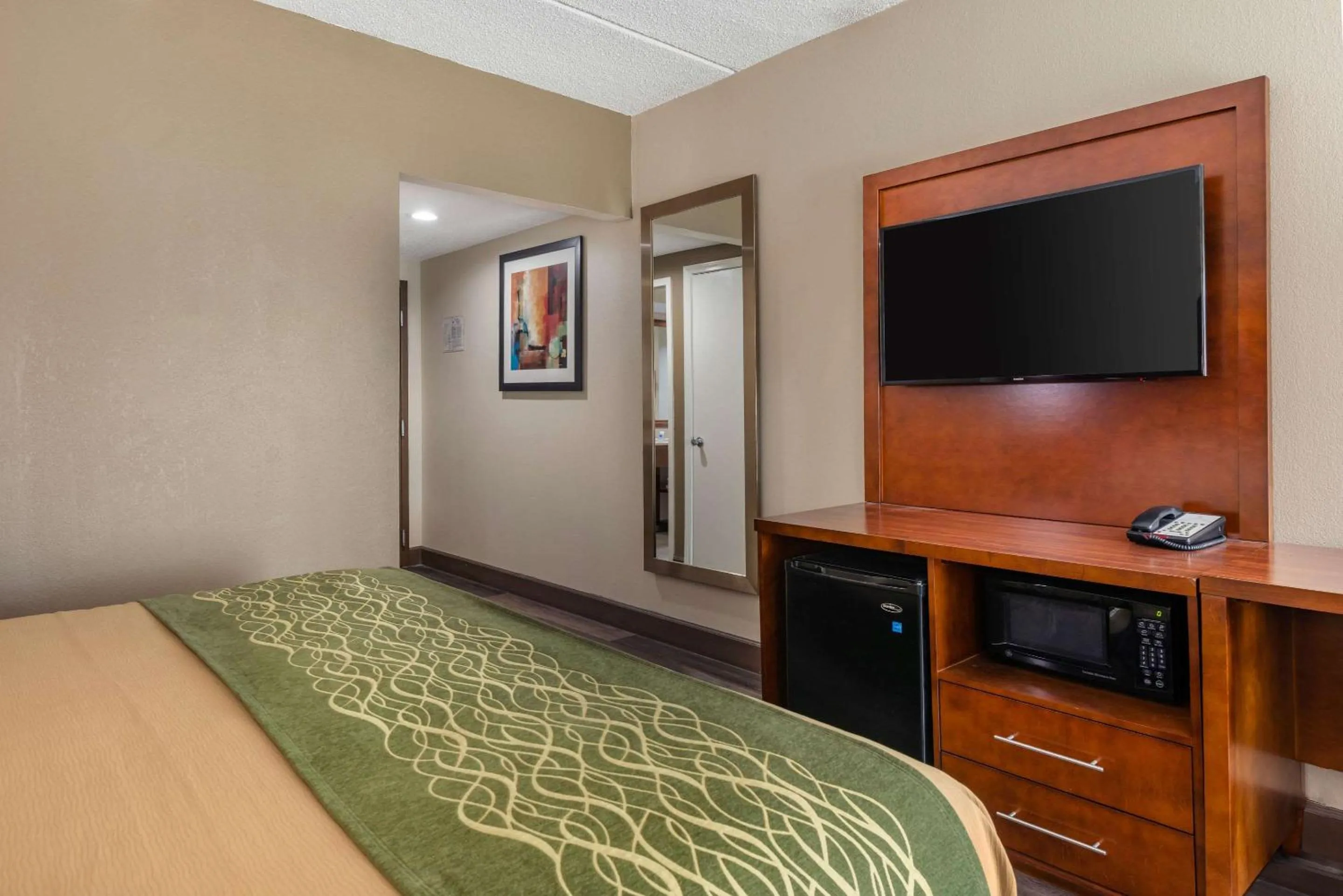 Bedroom, Bed in Comfort Inn Yulee - Fernandina Beach