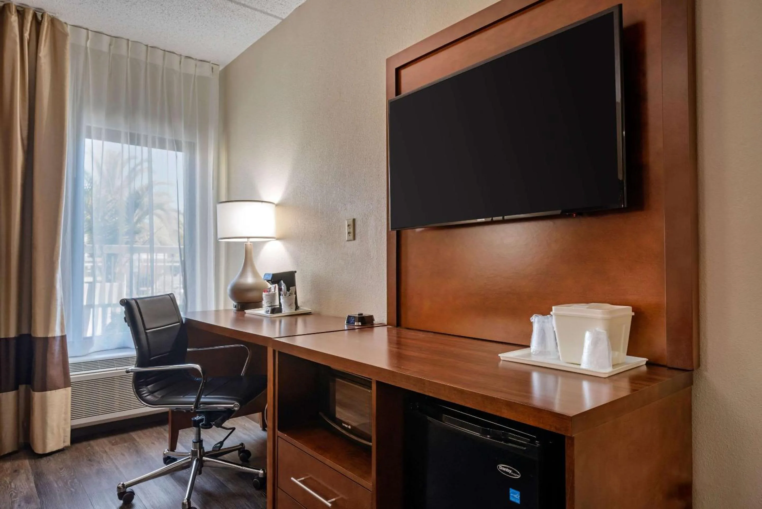 Bedroom in Comfort Inn Yulee - Fernandina Beach