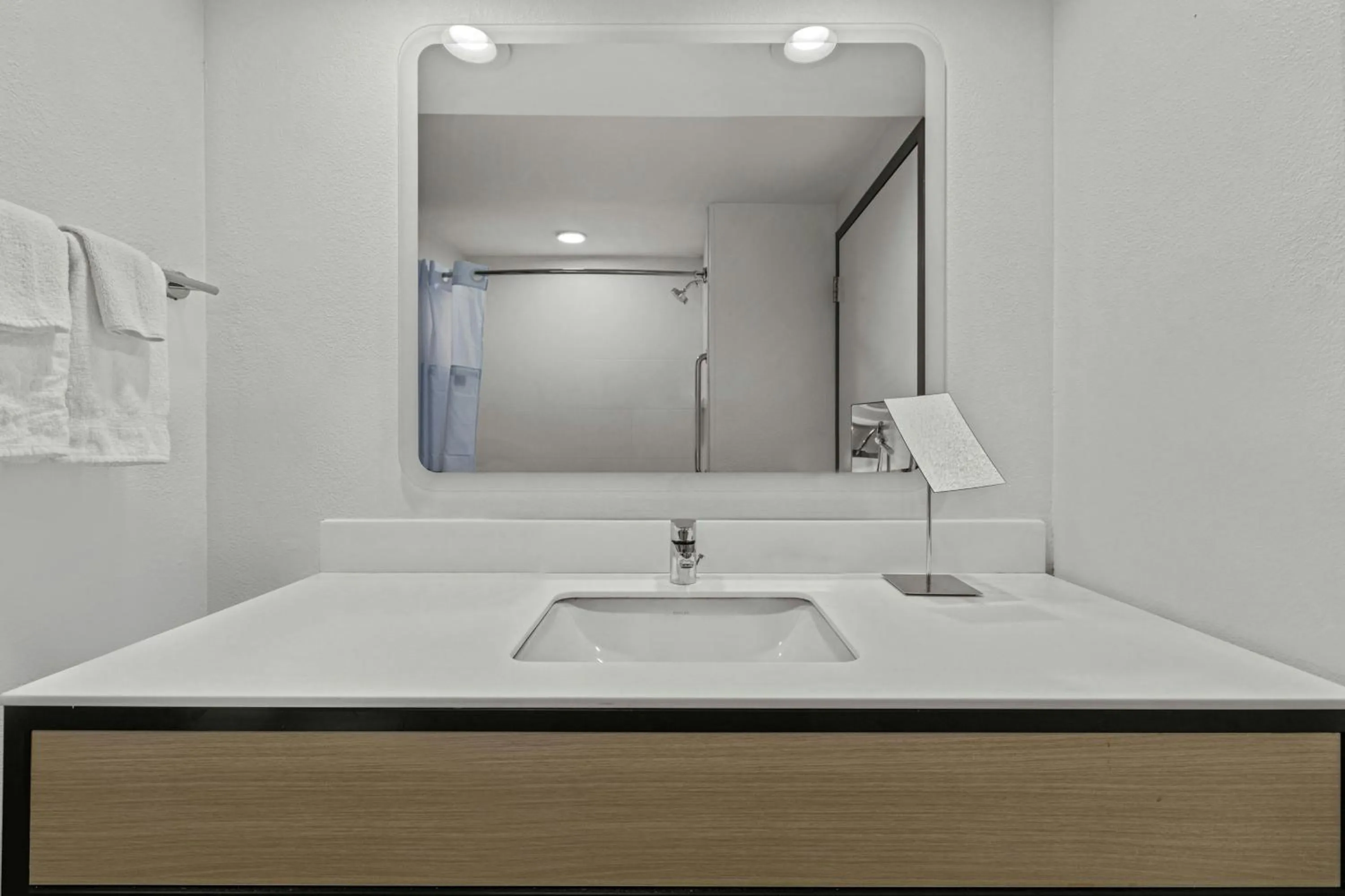 Bathroom in City Express by Marriott Yulee