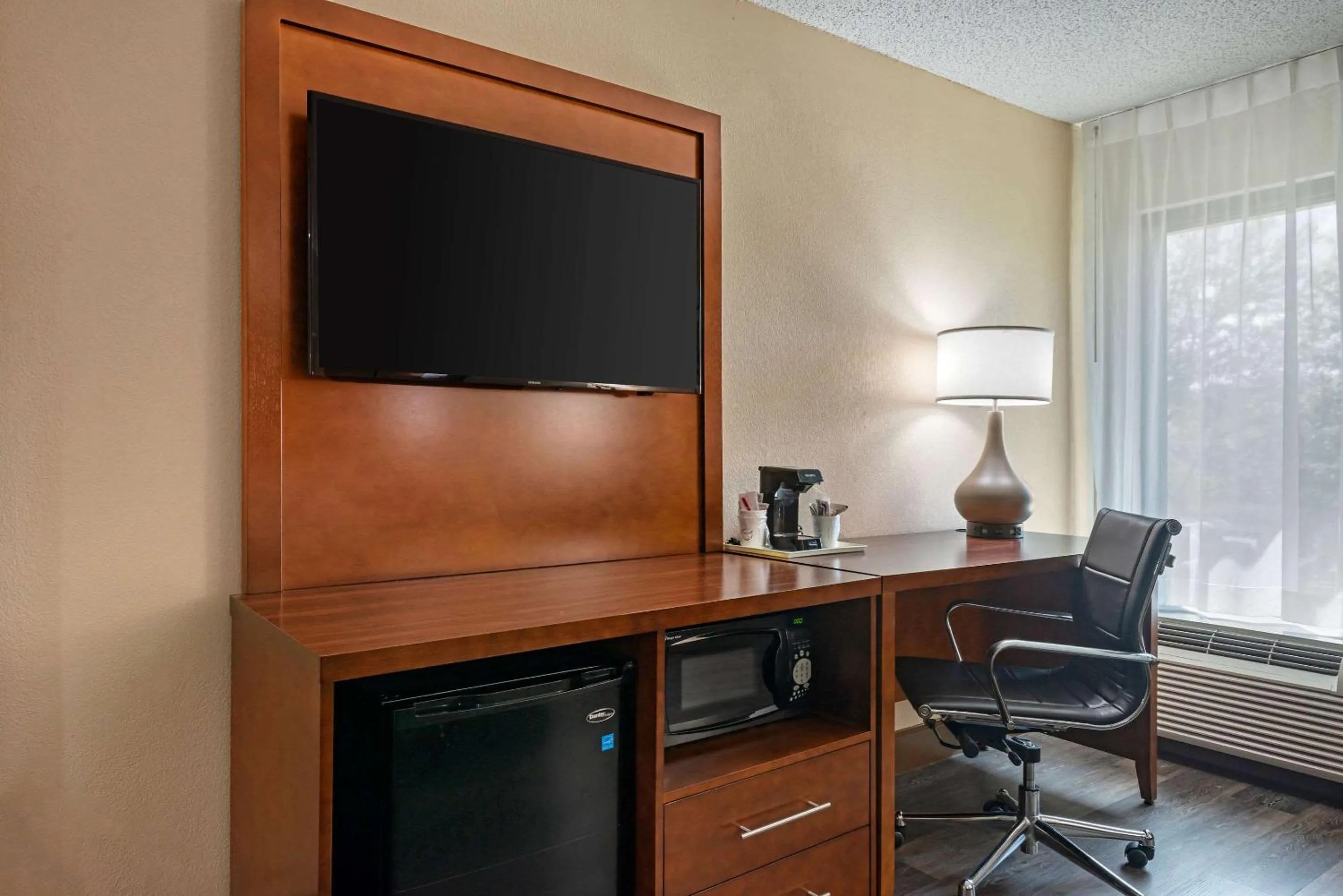 Photo of the whole room in Comfort Inn Yulee - Fernandina Beach