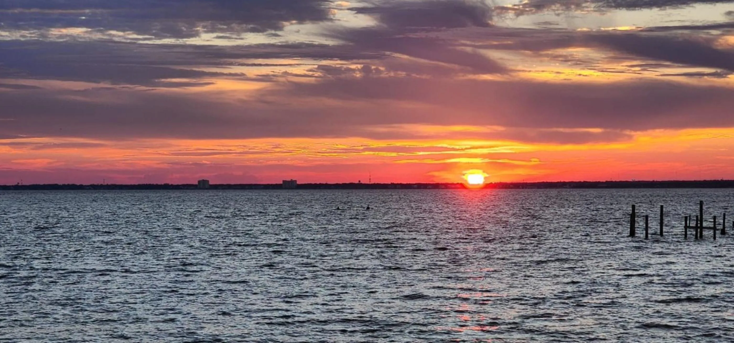 Balcony/Terrace in Quality Inn & Suites Gulf Breeze Bayside near Pensacola Beach