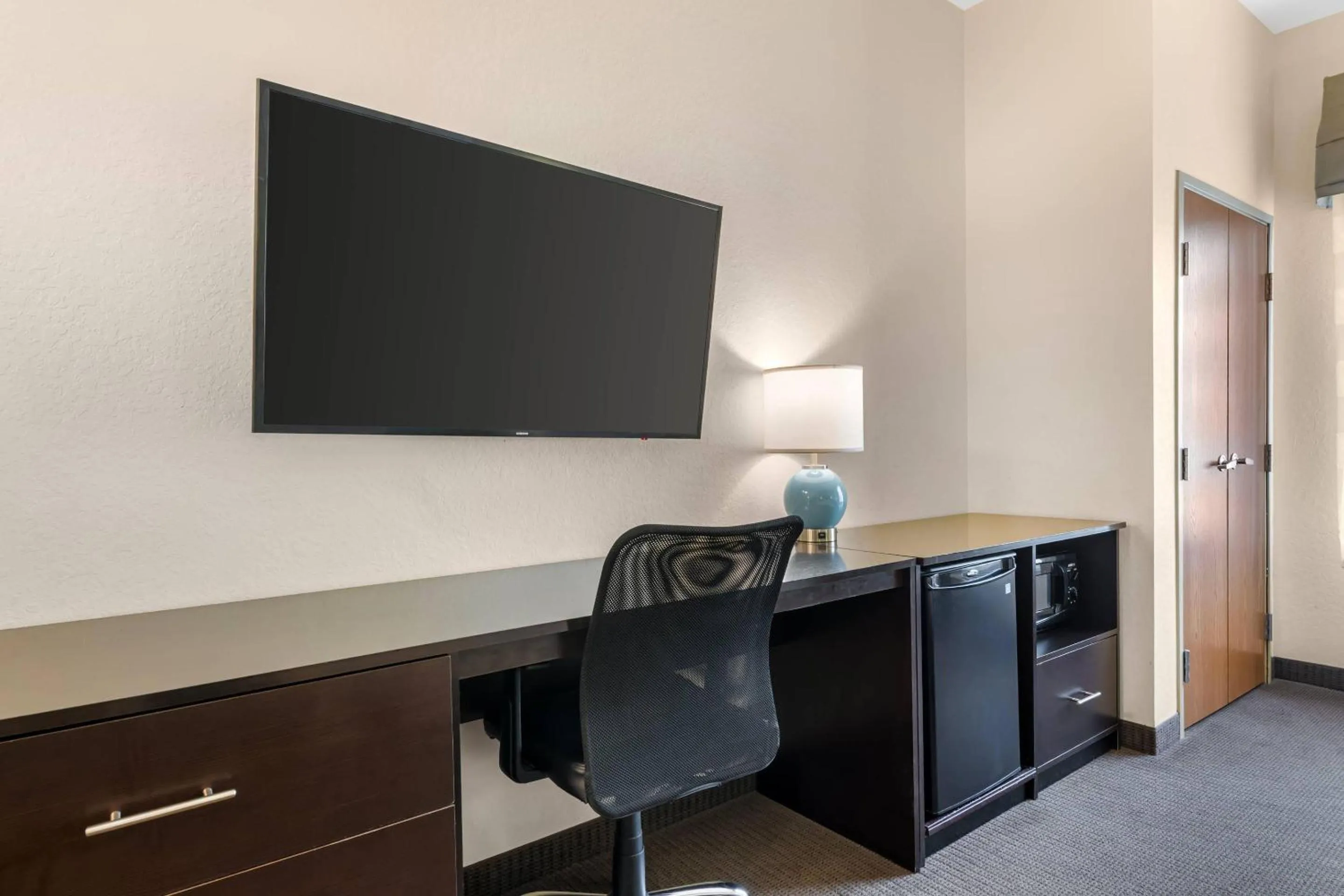 Bedroom in Sleep Inn & Suites Port Charlotte-Punta Gorda