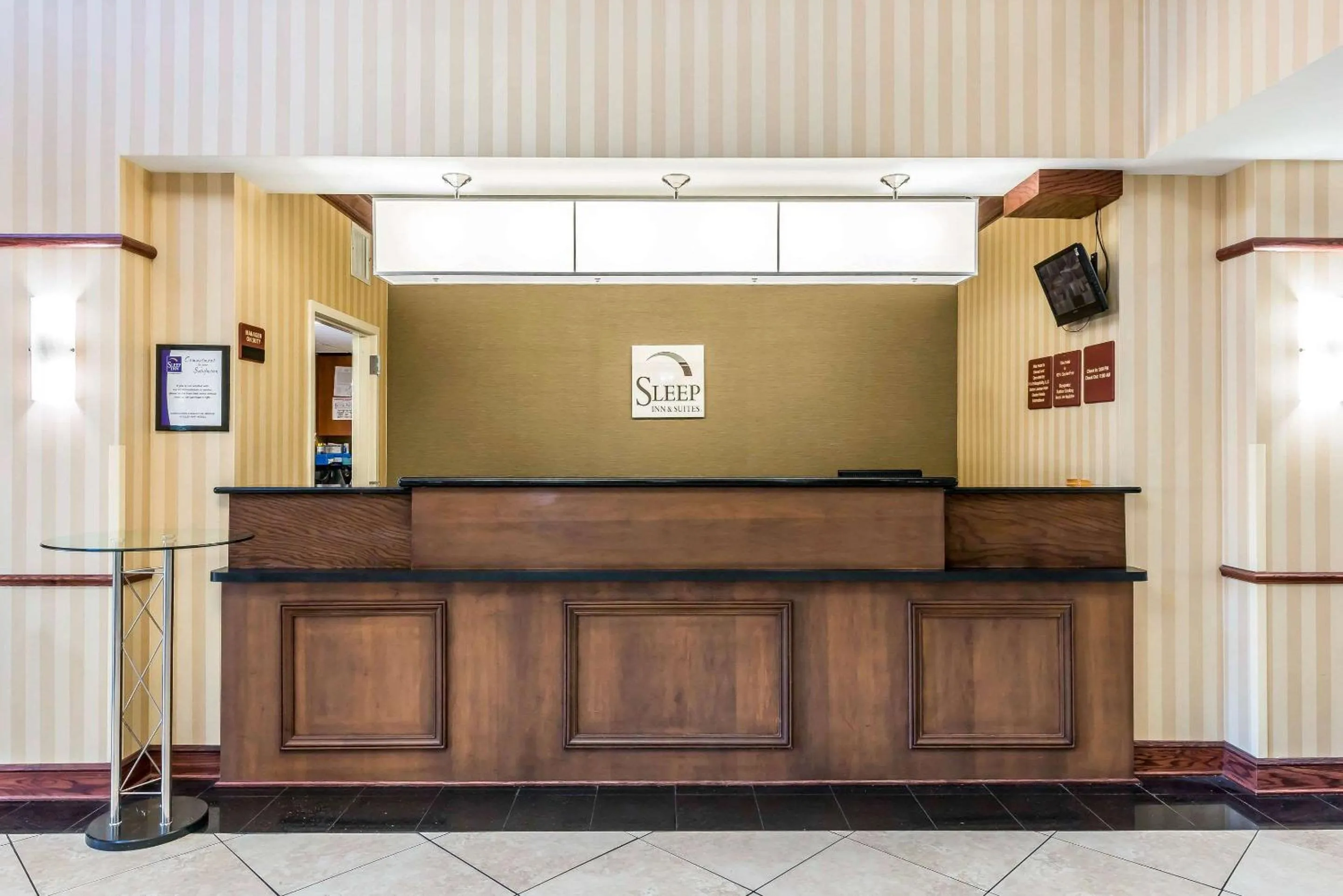 Lobby or reception in Sleep Inn & Suites University-Shands