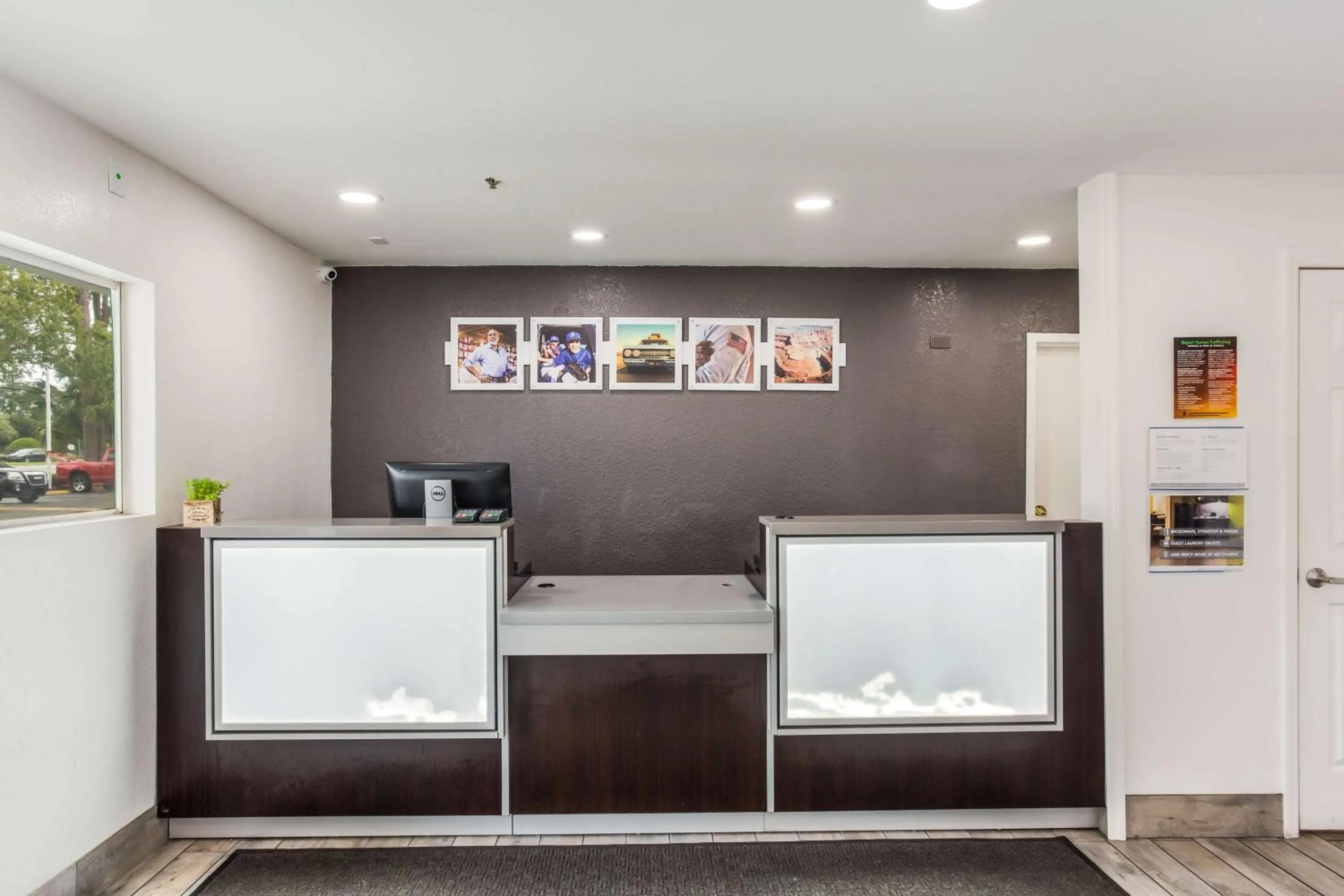 Lobby or reception in Motel 6-Jacksonville, FL - South