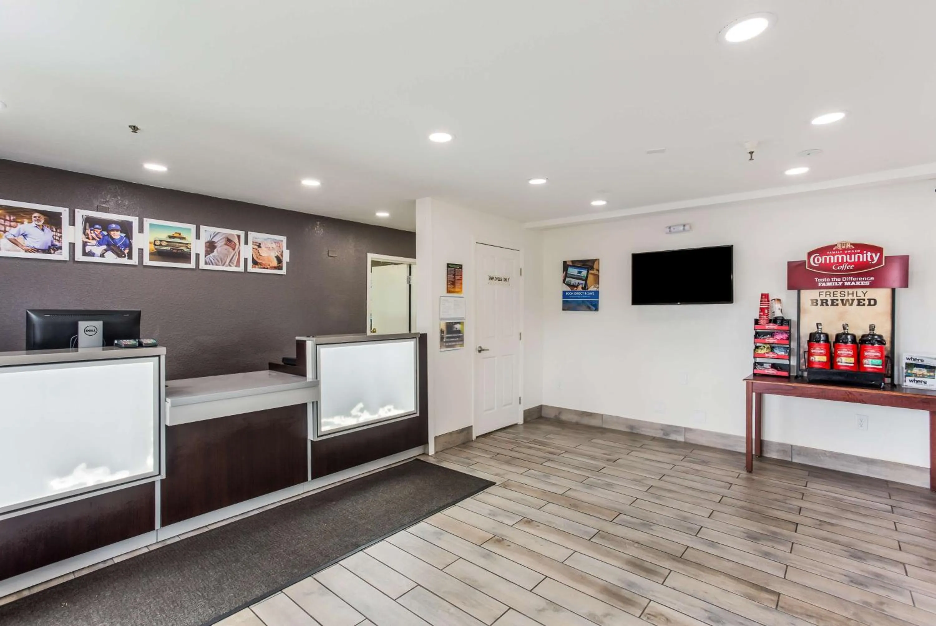 Lobby or reception in Motel 6-Jacksonville, FL - South