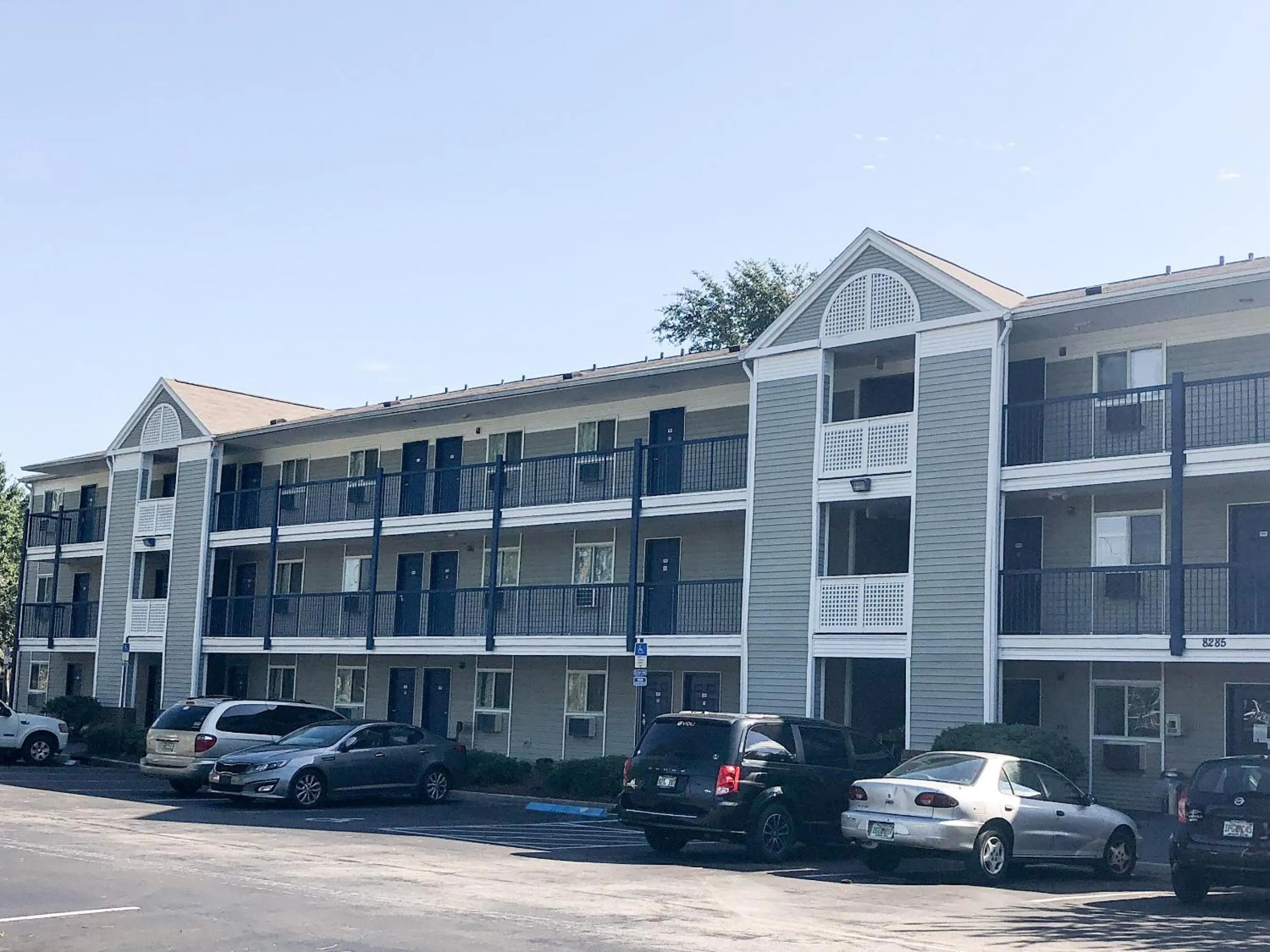 Facade/entrance in Motel 6-Jacksonville, FL - South