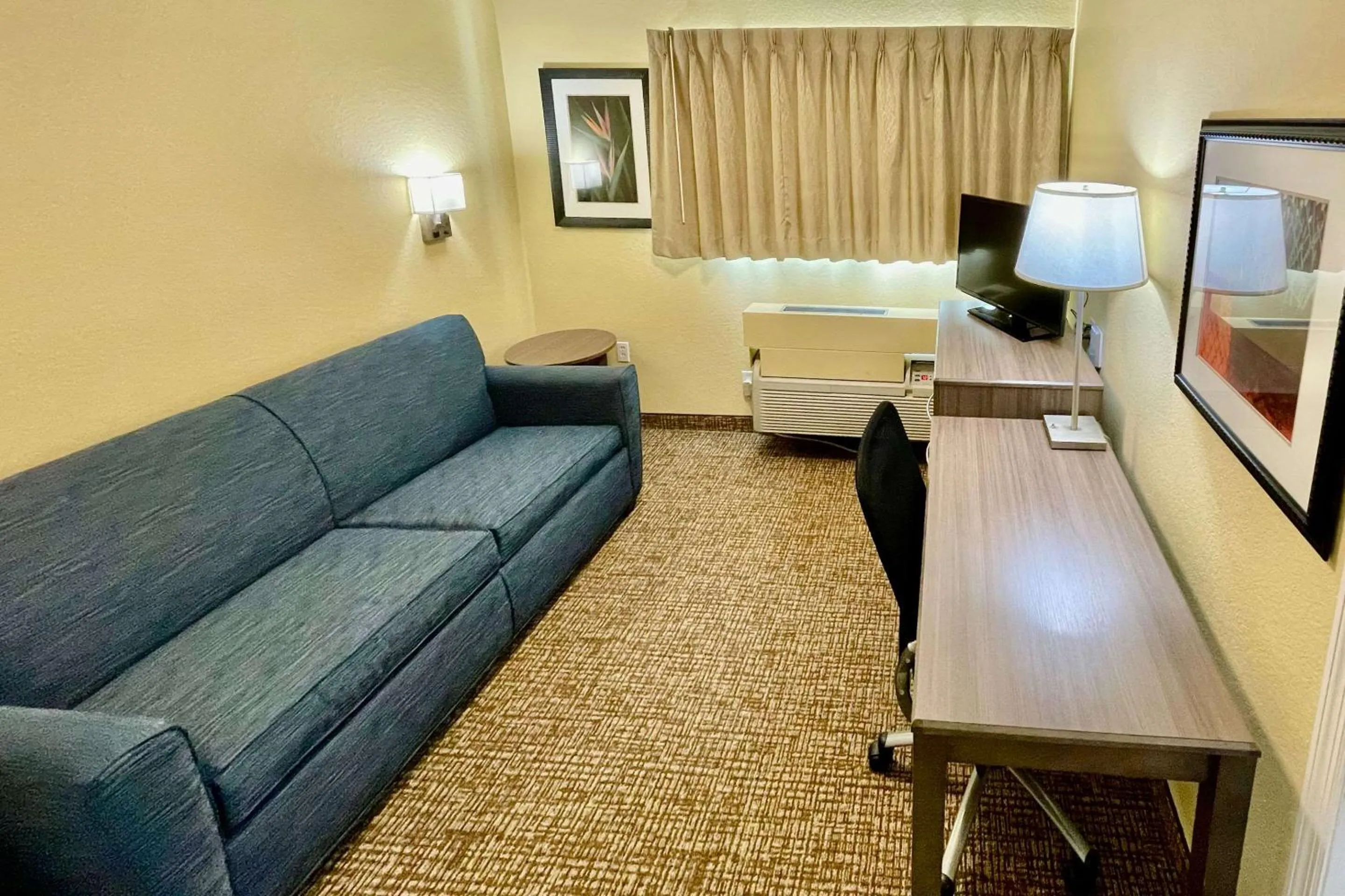 Bedroom in Suburban Studios Fort Myers Cape Coral