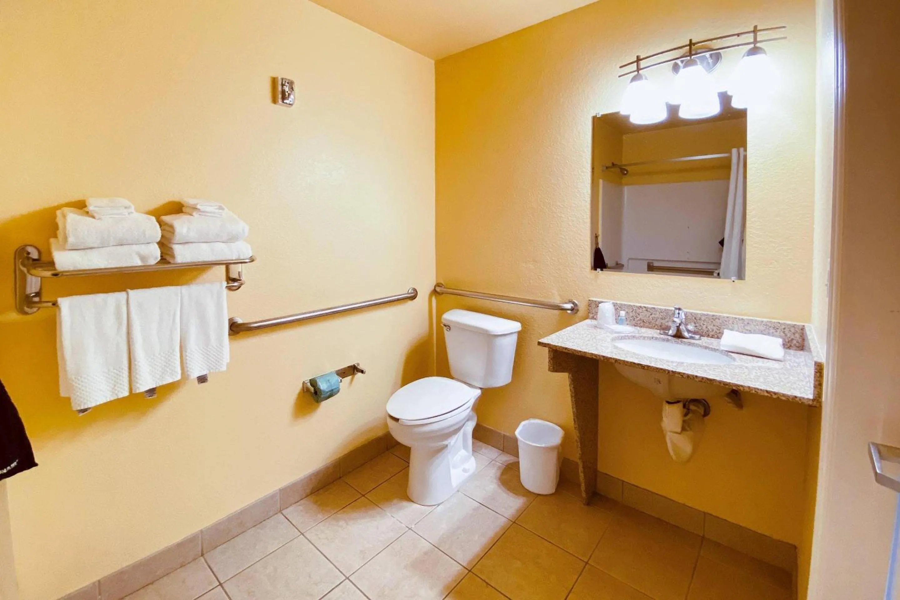 Bedroom in Suburban Studios Fort Myers Cape Coral