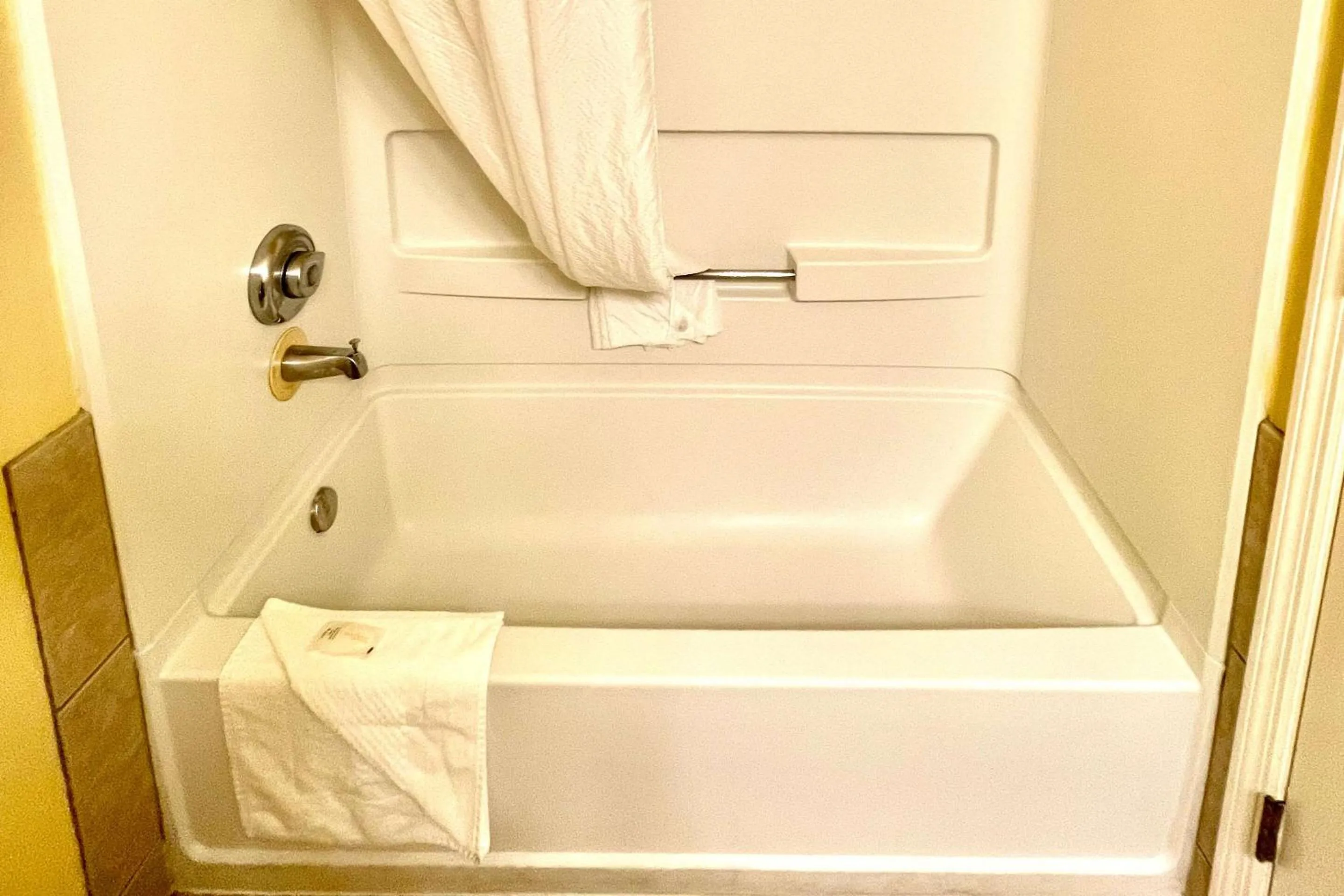 Bedroom in Suburban Studios Fort Myers Cape Coral