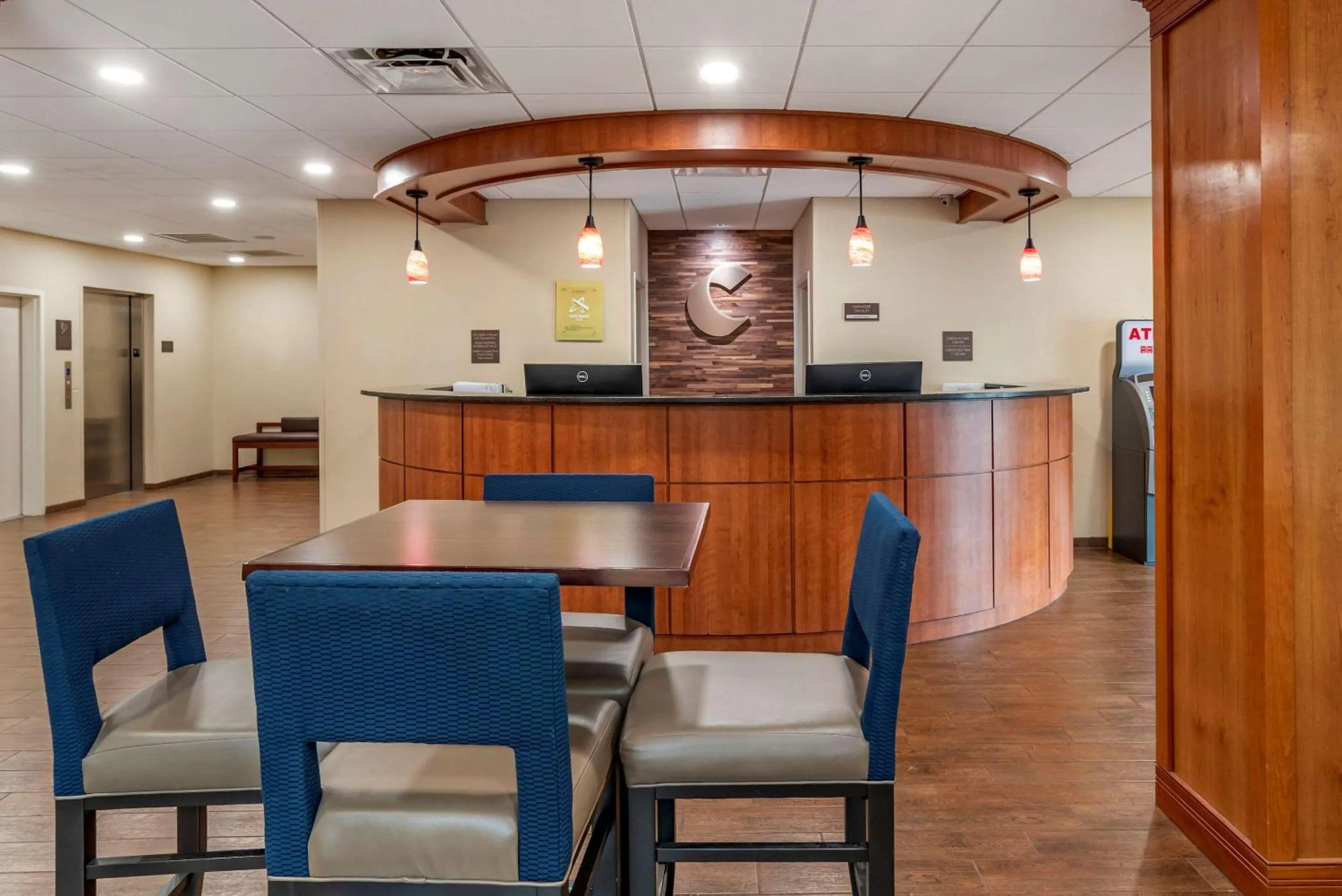 Lobby or reception in Comfort Suites Niceville Near Eglin Air Force Base