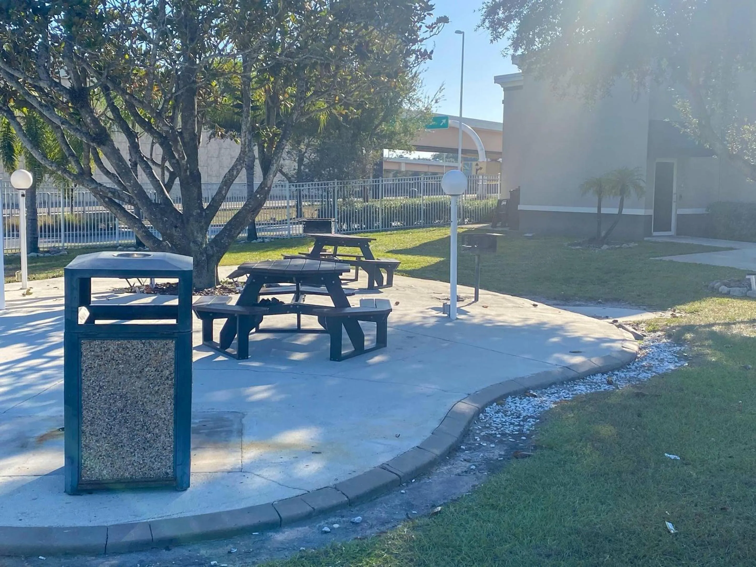 Swimming pool in Quality Inn & Suites Tampa near Fairgrounds and Casino