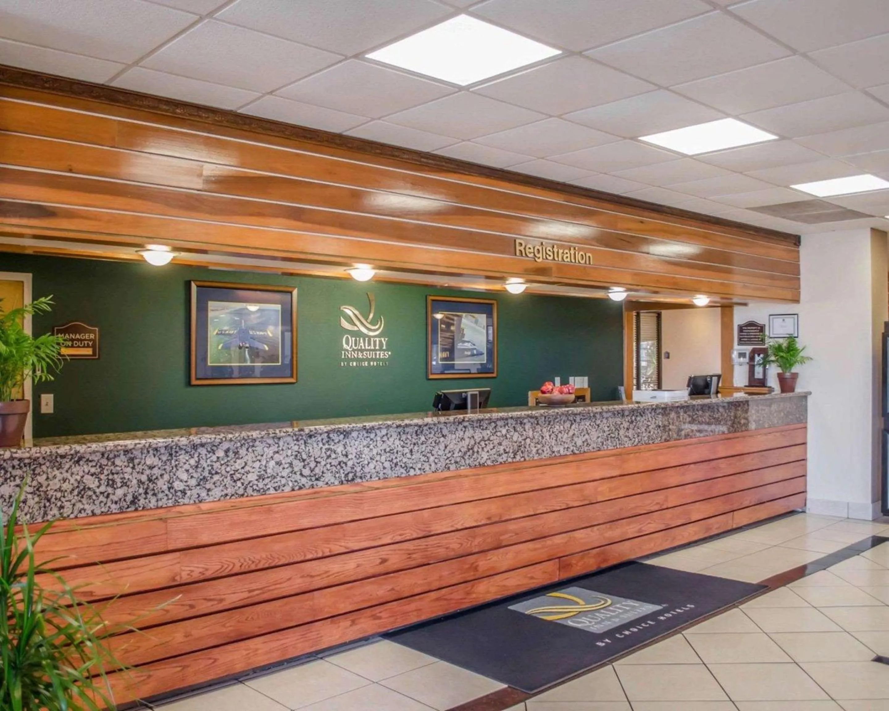 Lobby or reception in Quality Inn & Suites Pensacola Bayview