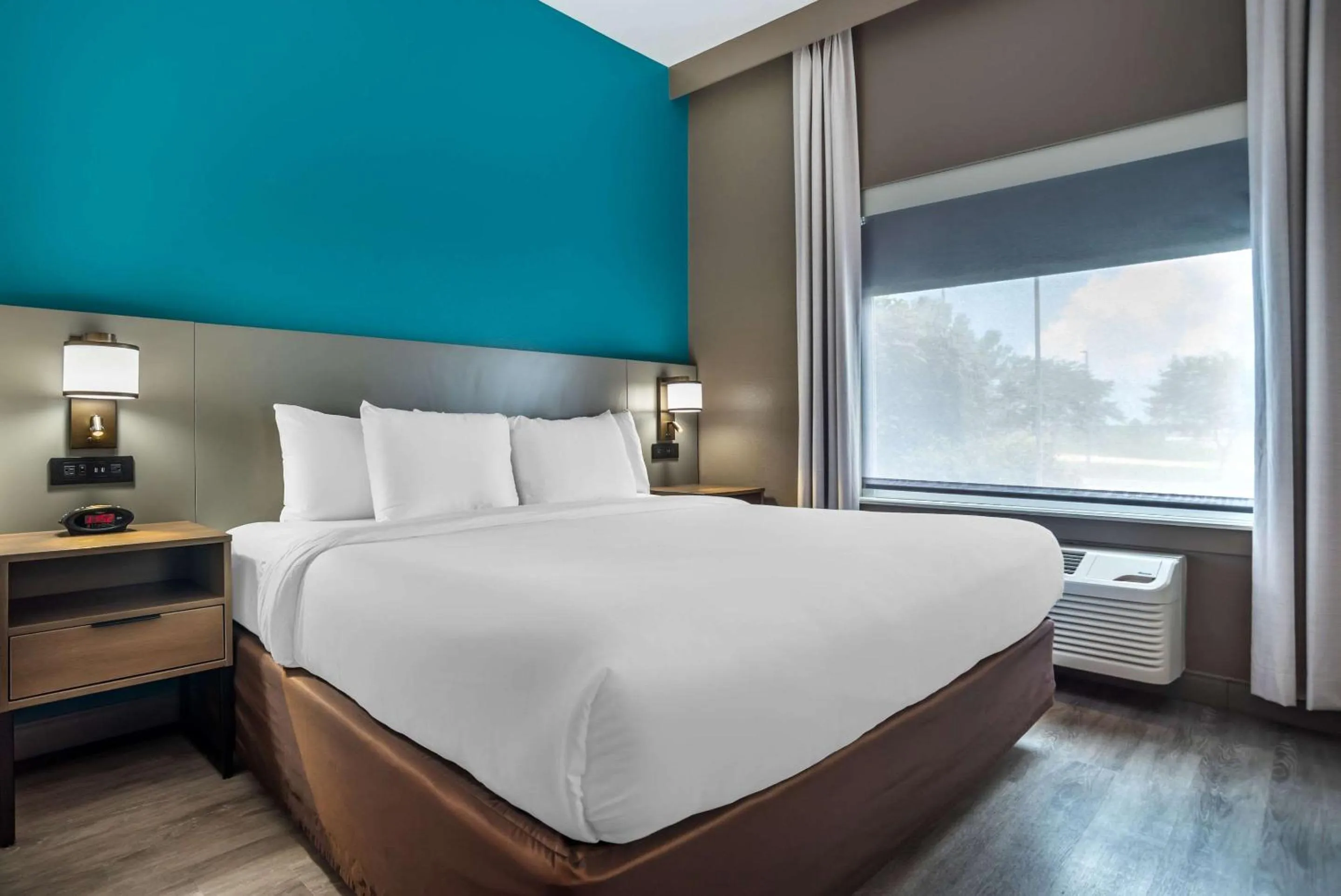 Bedroom, Bed in Comfort Inn & Suites Crestview South