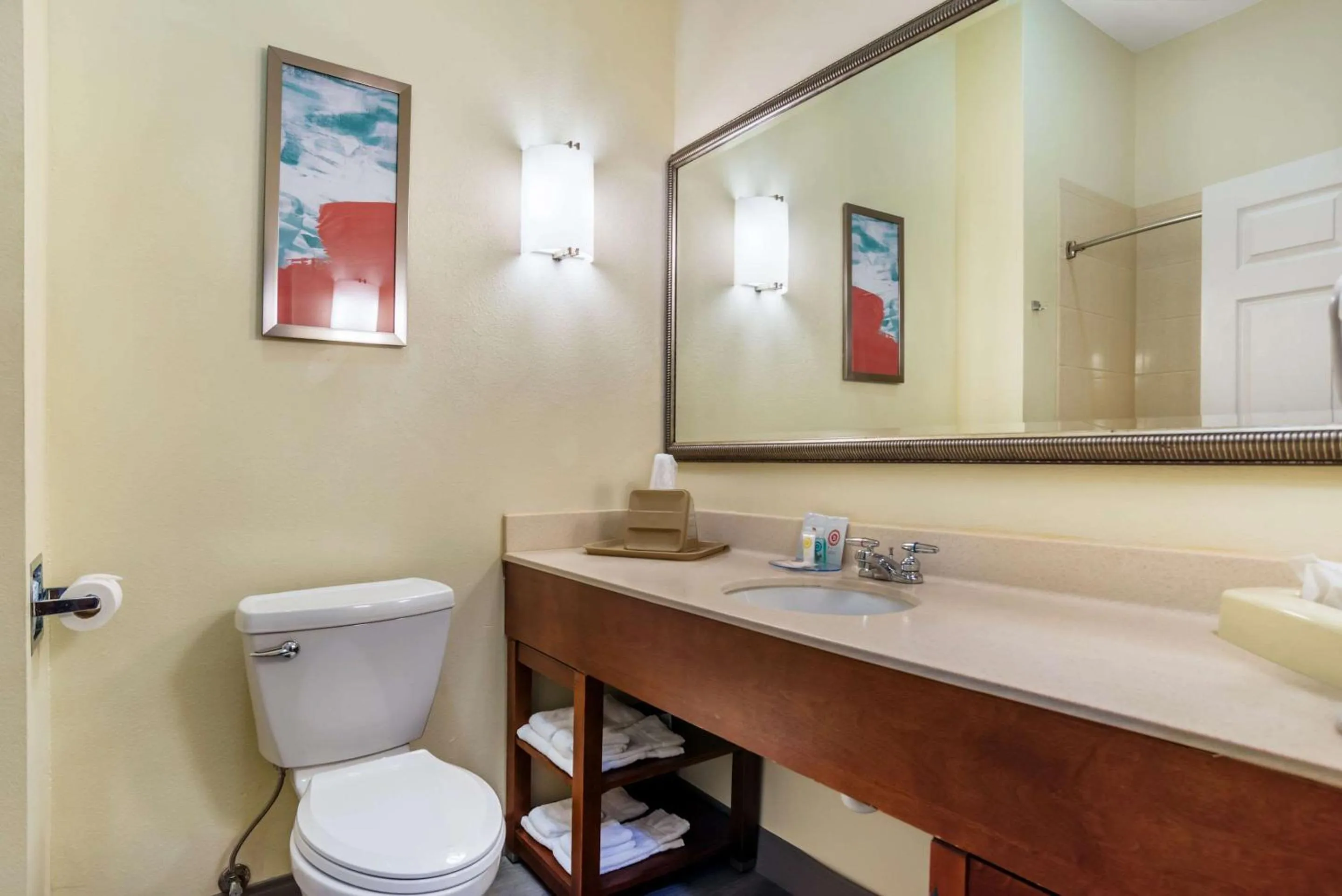 Bedroom in Comfort Inn & Suites Crestview South