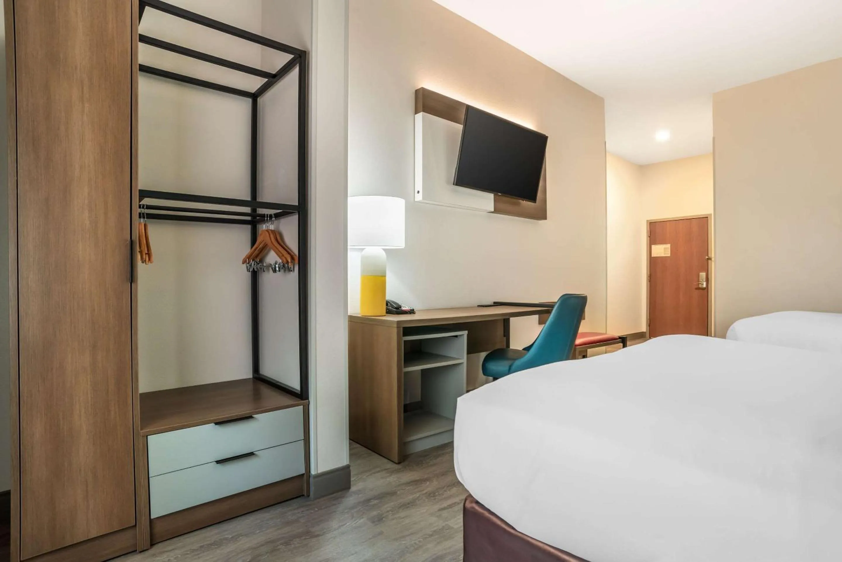 Bedroom, Bed in Comfort Inn & Suites Crestview South