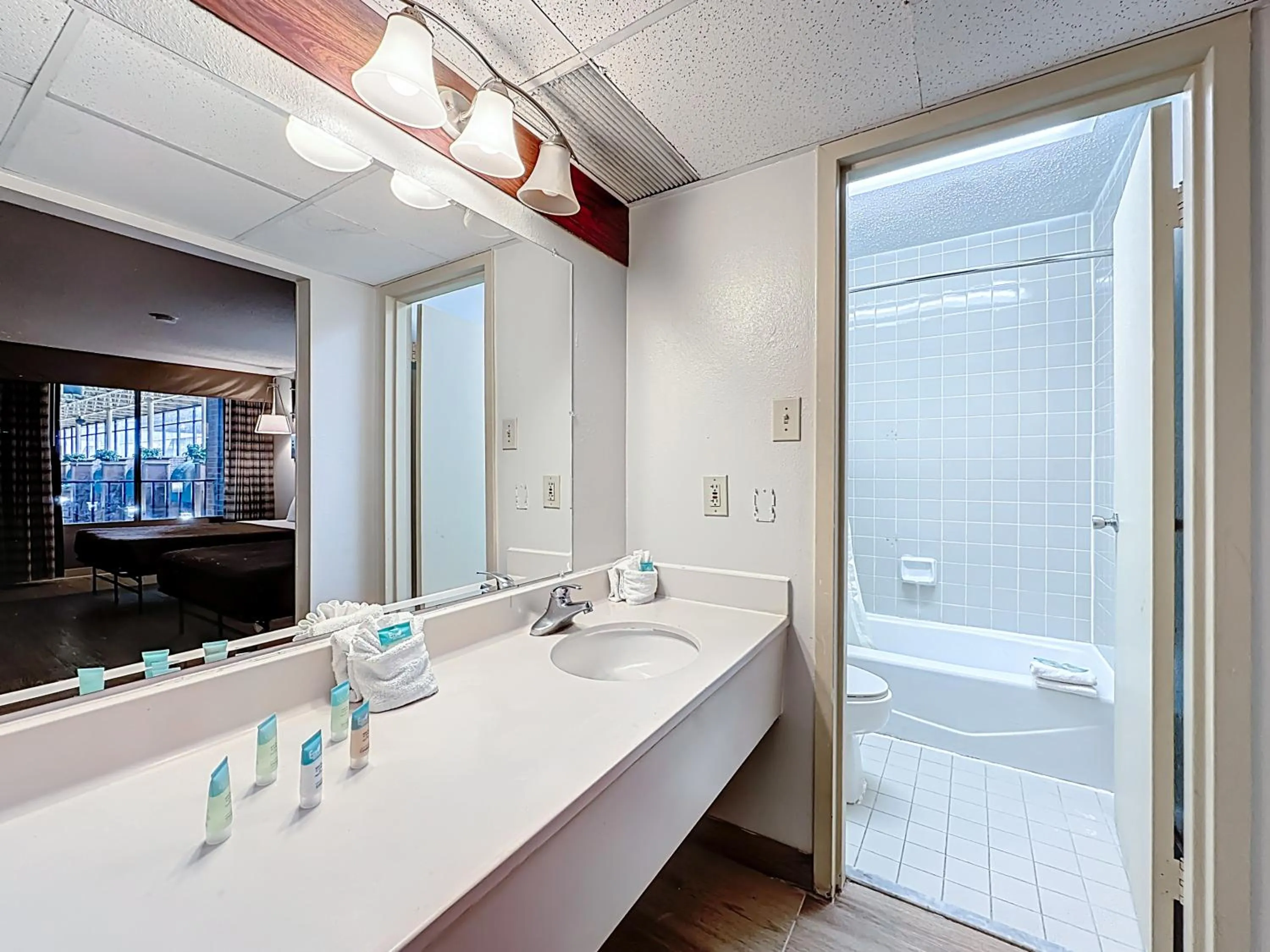 Bathroom in Stayable Jax West