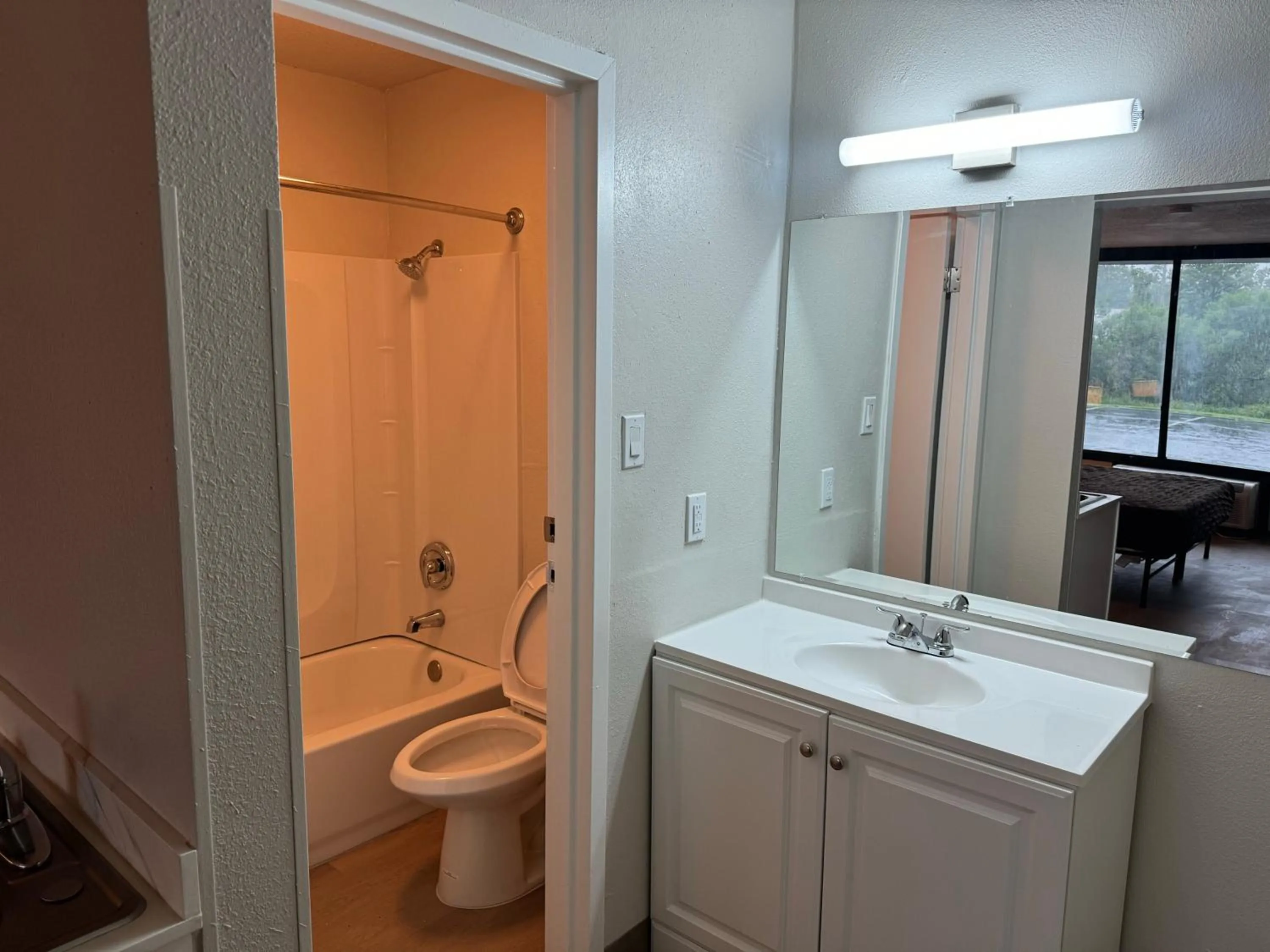Bathroom in Stayable Jax West