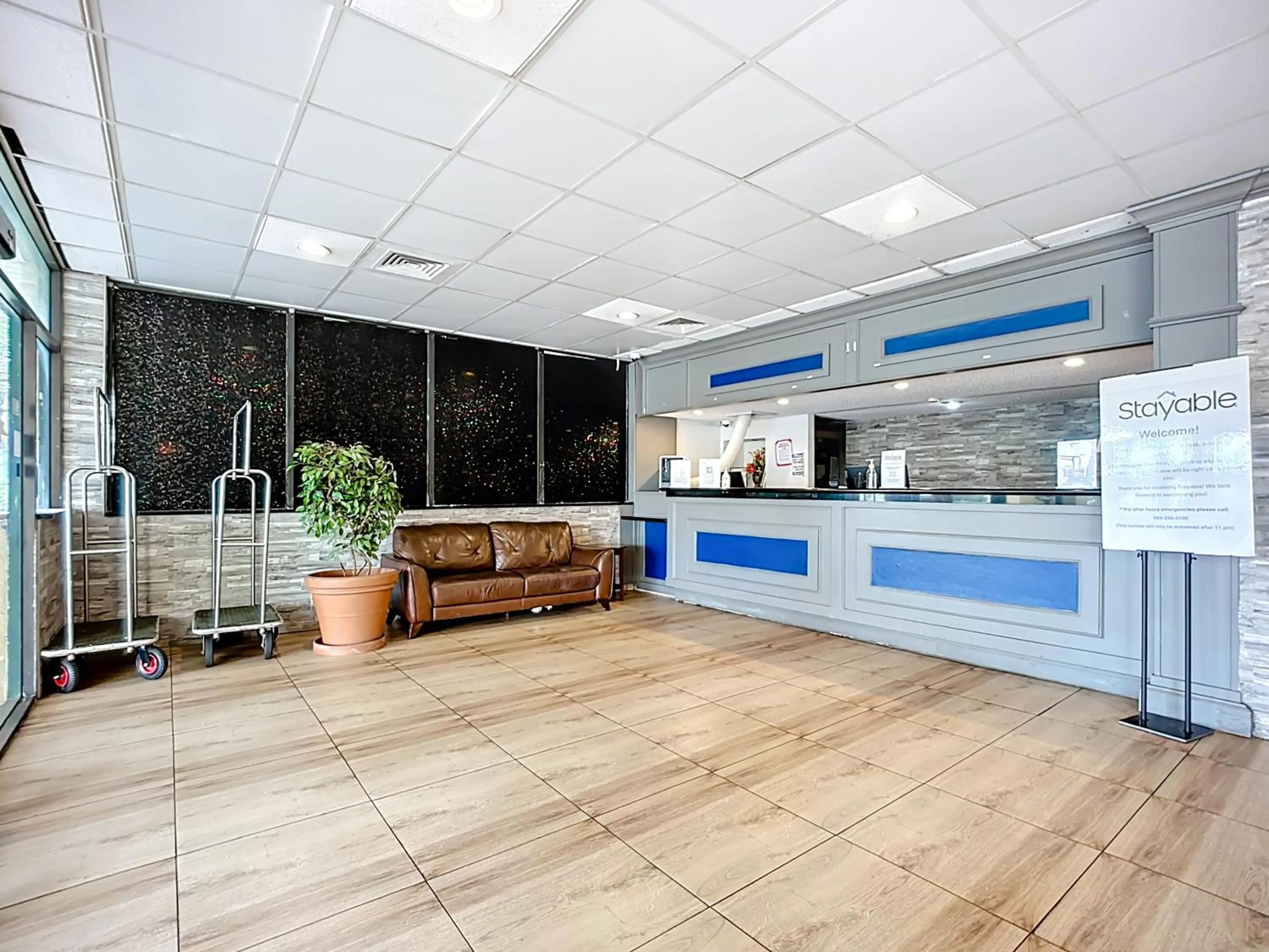 Lobby or reception in Stayable Jax West