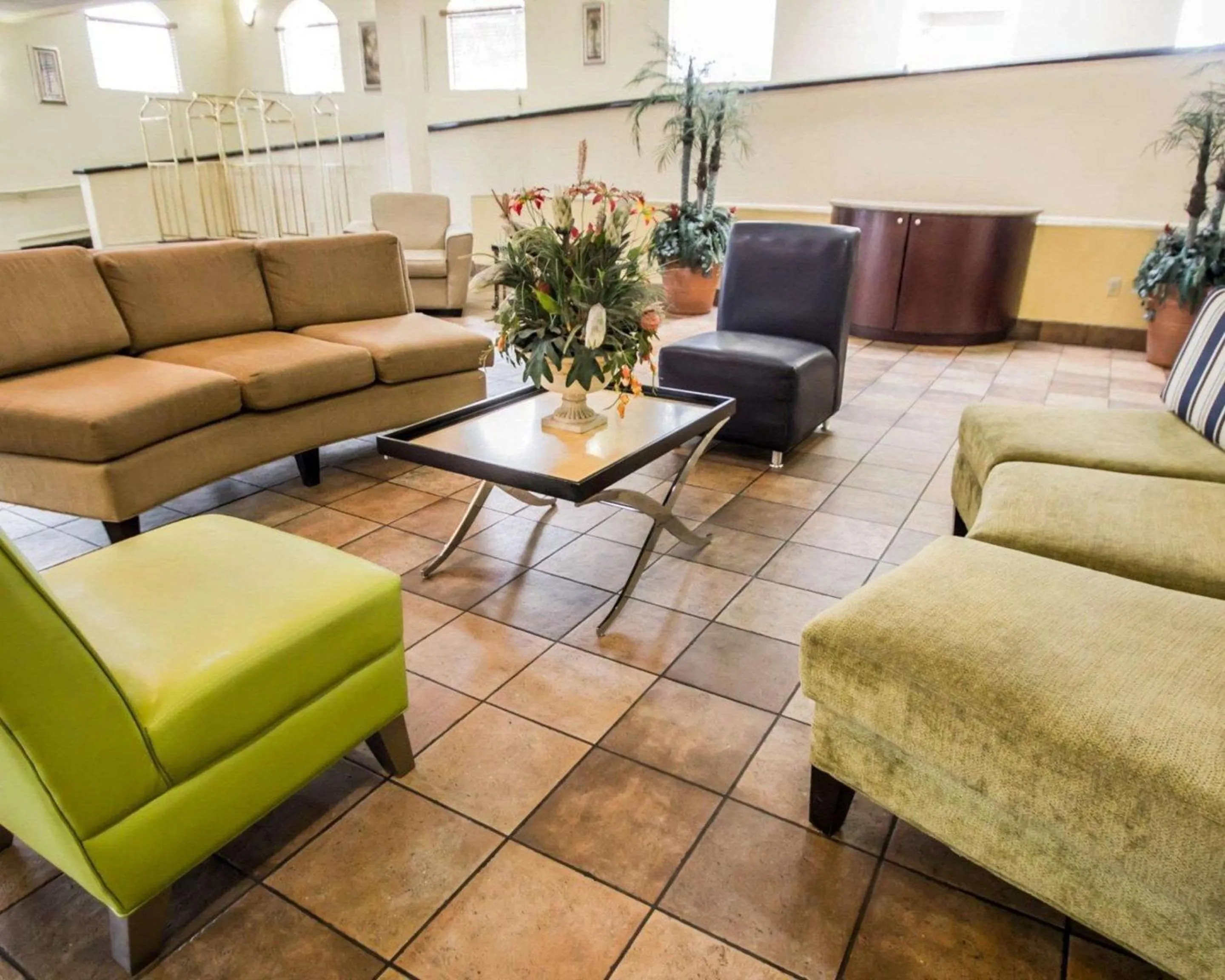 Lobby or reception in Quality Inn & Suites Winter Park Village Area