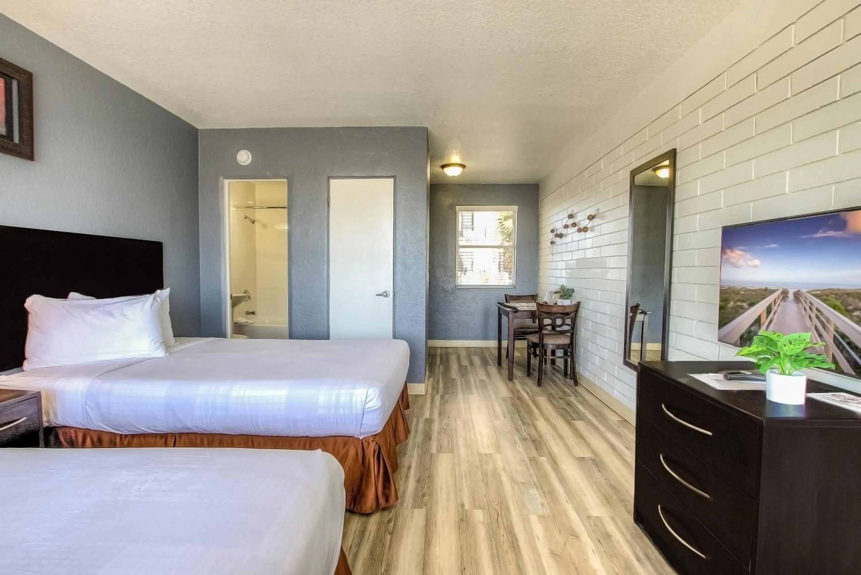 Double Room with Sea View in Beach House Inn