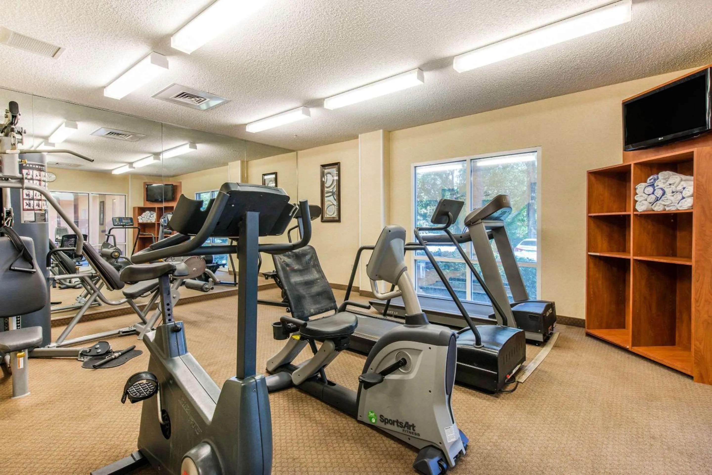 Fitness centre/facilities in Comfort Inn & Suites Near Universal Orlando Resort-Convention Ctr